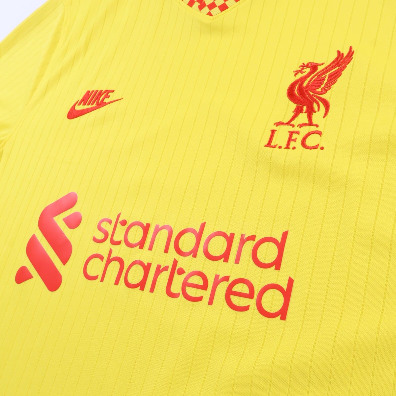 Liverpool F.C 2021/22 Third Shirt - M- BACK