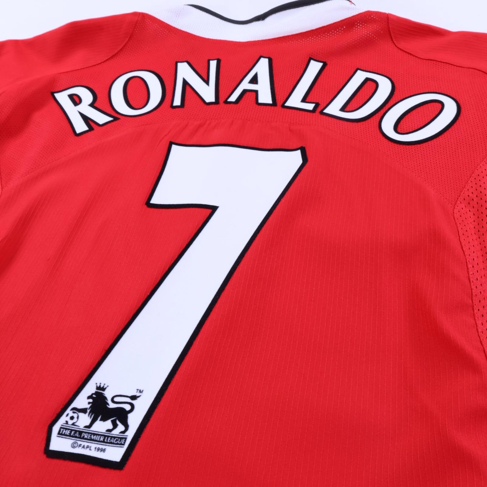 Manchester United Ronaldo #7 2004/06 Home Shirt - L