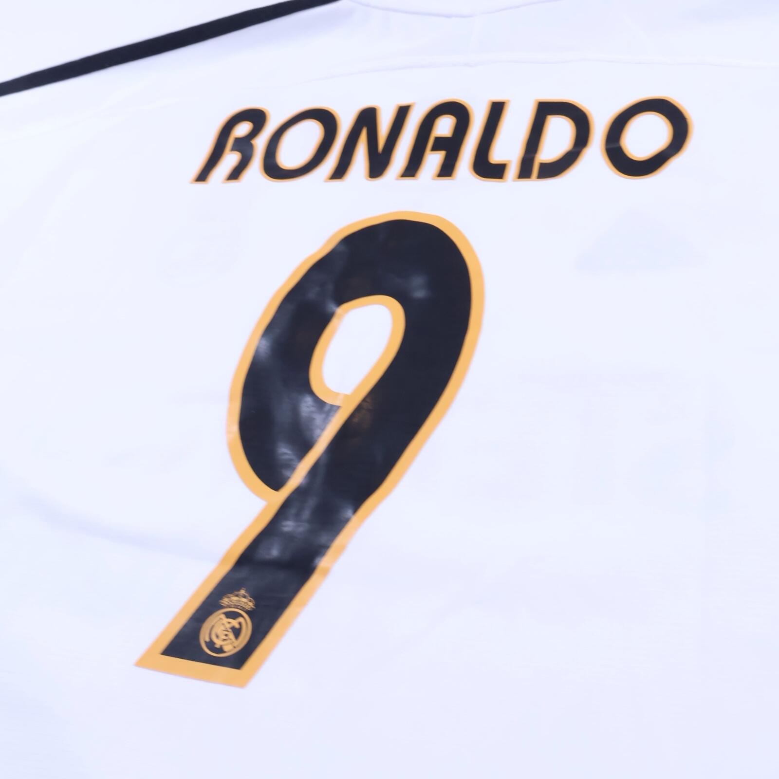 Real Madrid Ronaldo #9 2003/04 Home Shirt - L
