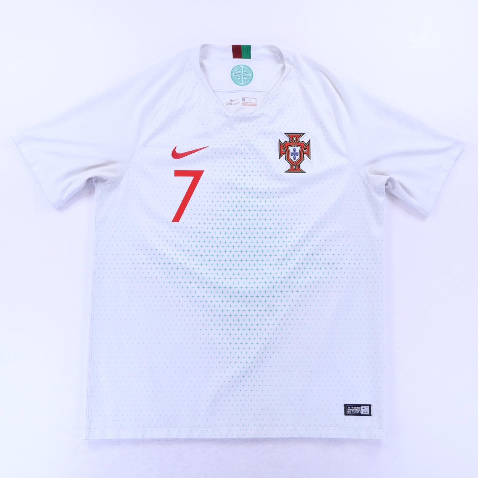 Portugal Ronaldo #7 2018/19 Away Shirt - L
