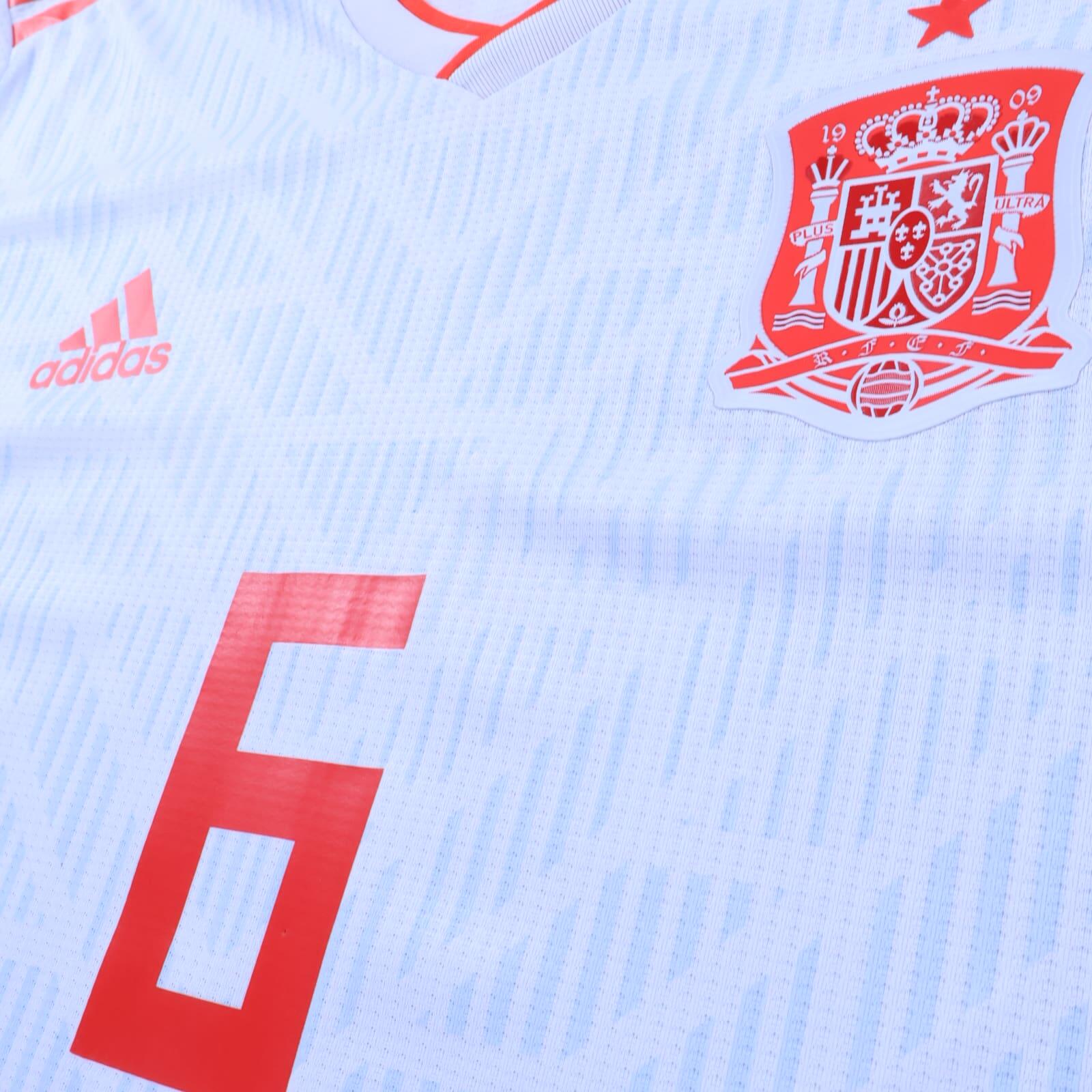 Spain A. Iniesta #6 2018/19 Longsleeve Player Issue - XL
