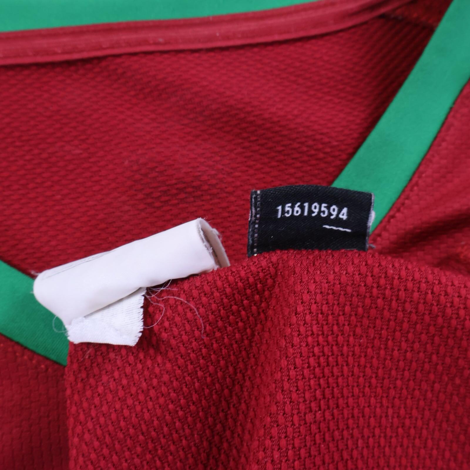 Portugal Ronaldo #17 2006/08 Home Shirt - XL