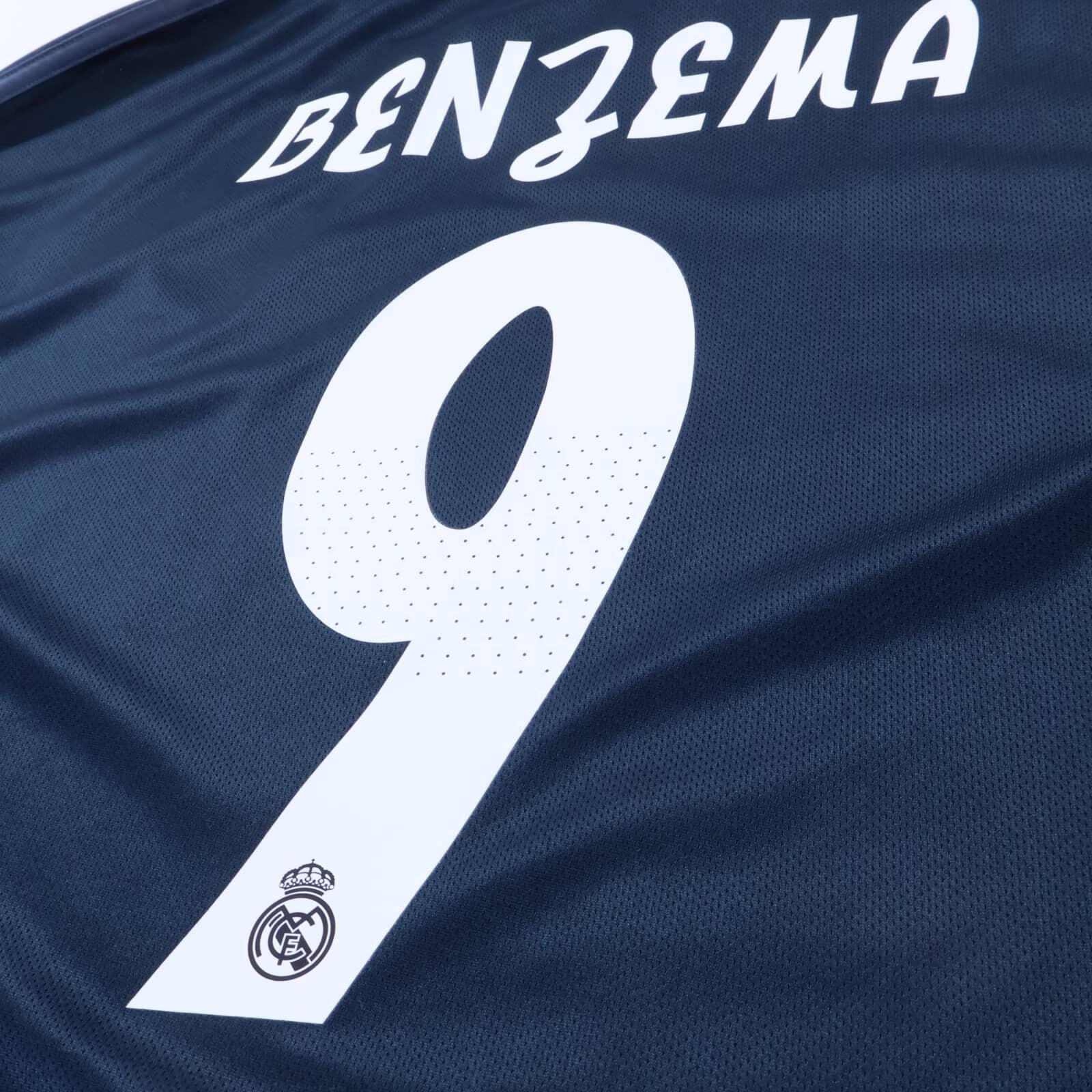 Real Madrid Benzema #9 2018/19 Away Shirt - M