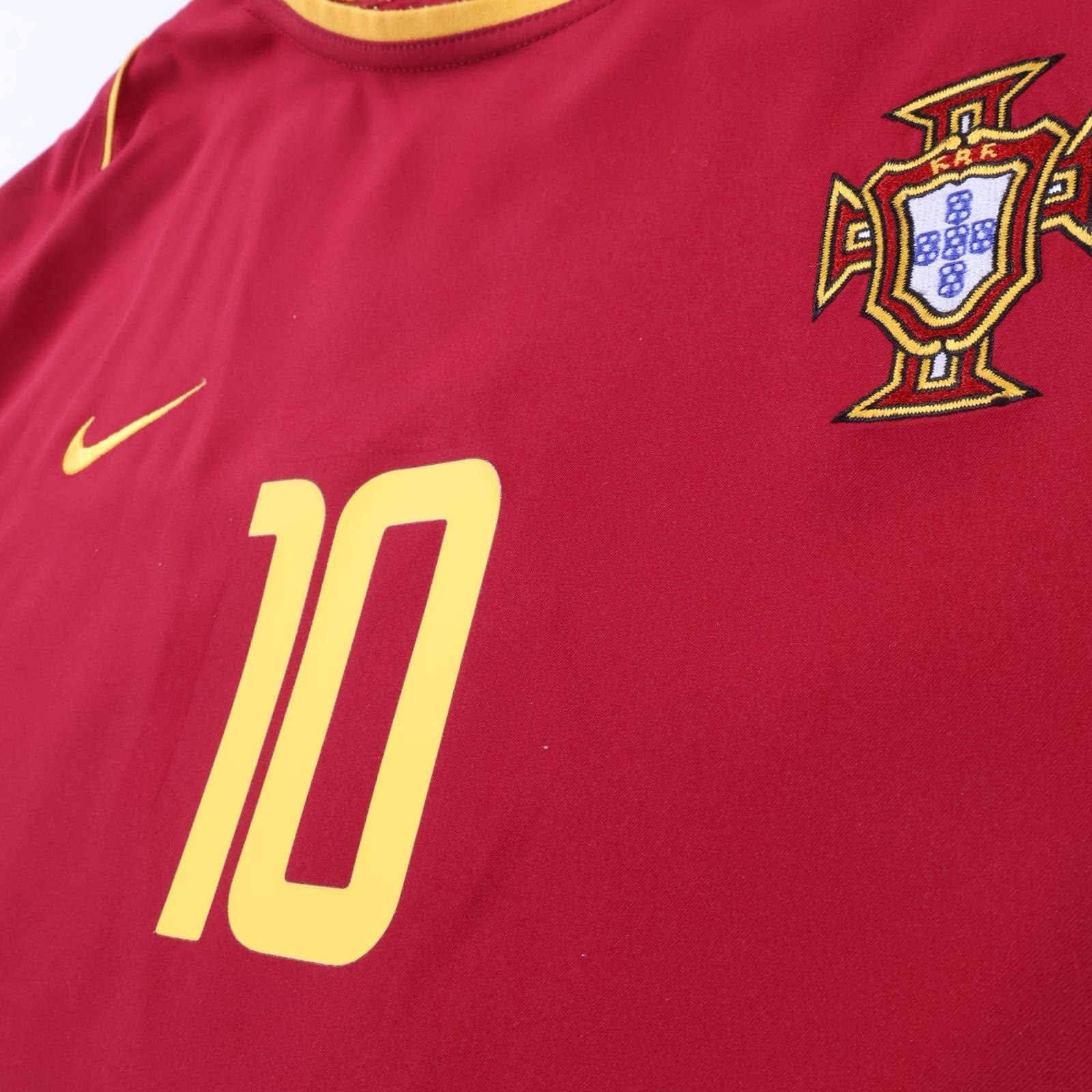 *MINT* Portugal Rui Costa #10 2002/04 Home Shirt - M