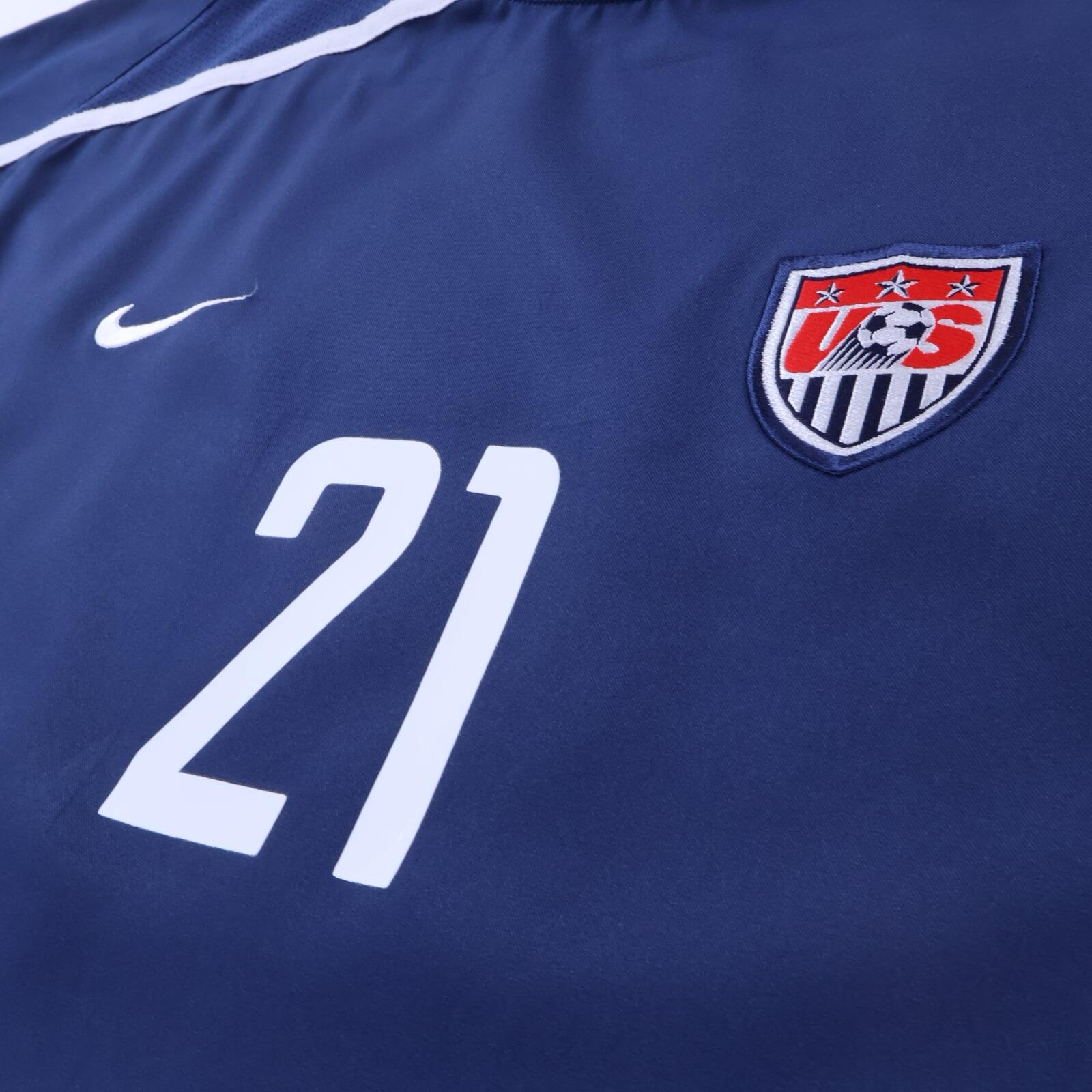 United States Of America Donovan #21 2002/04 Away Shirt - L
