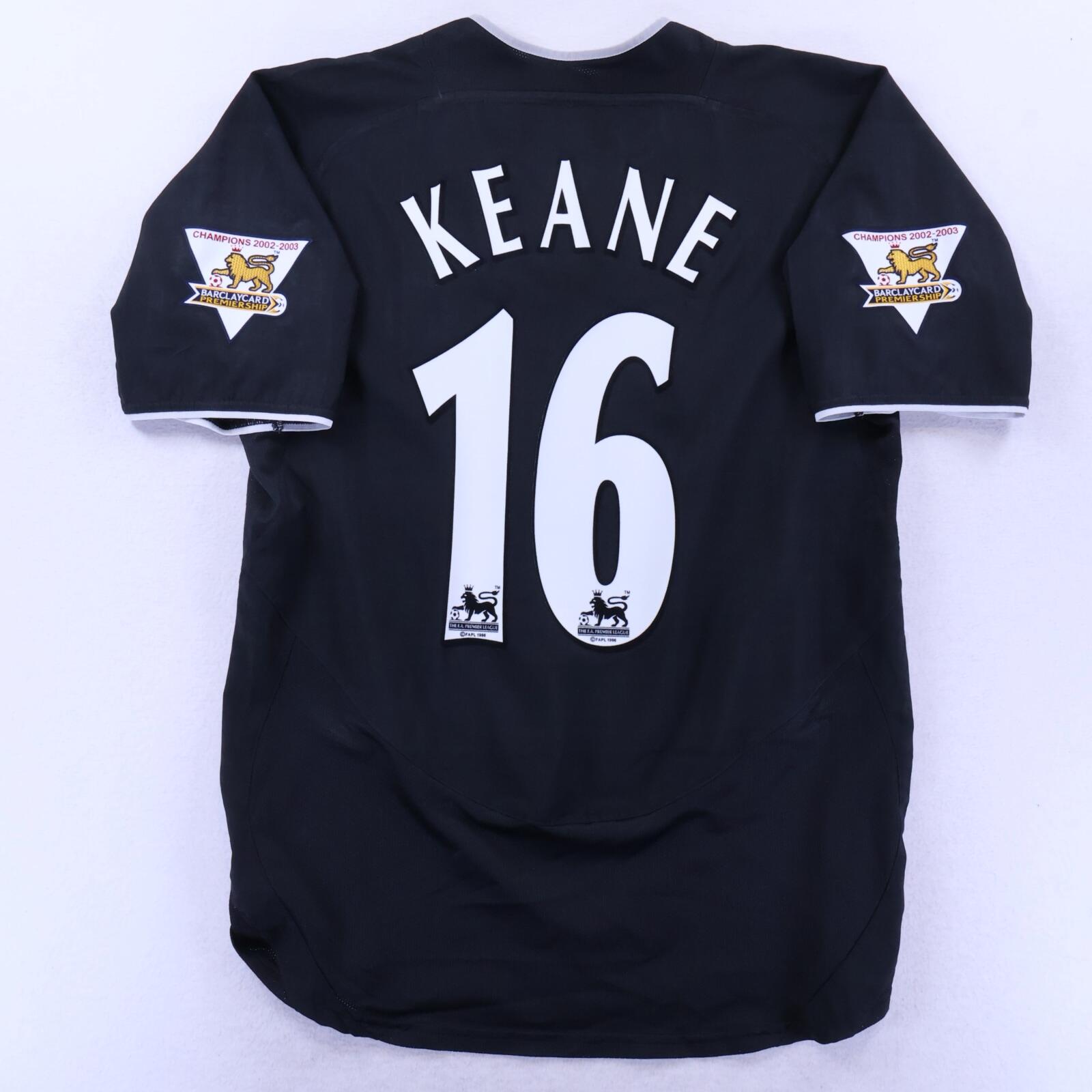 Manchester United Keane #16 2003/05 Away Shirt - M