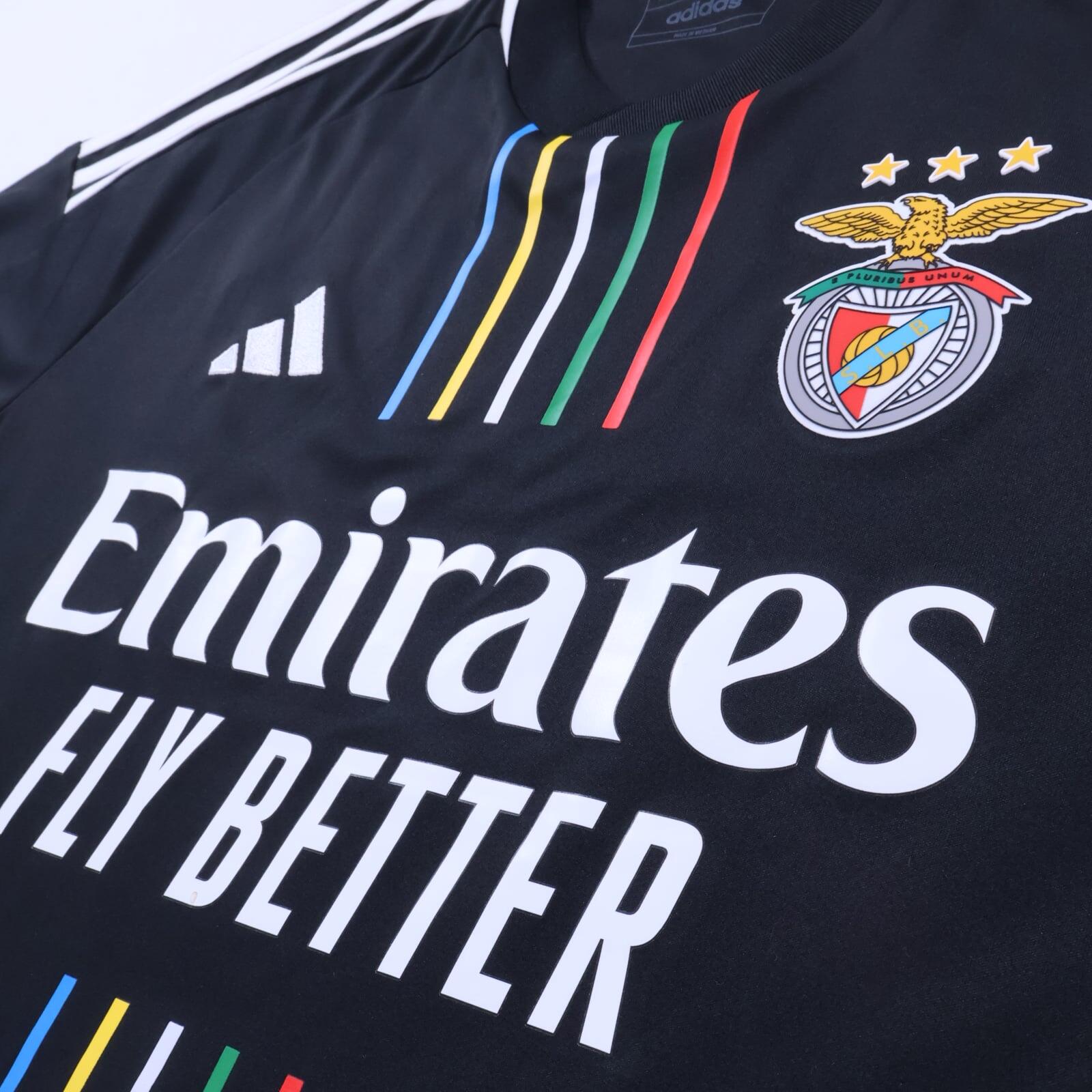 Benfica Di María #11 2023/24 Away Shirt - M