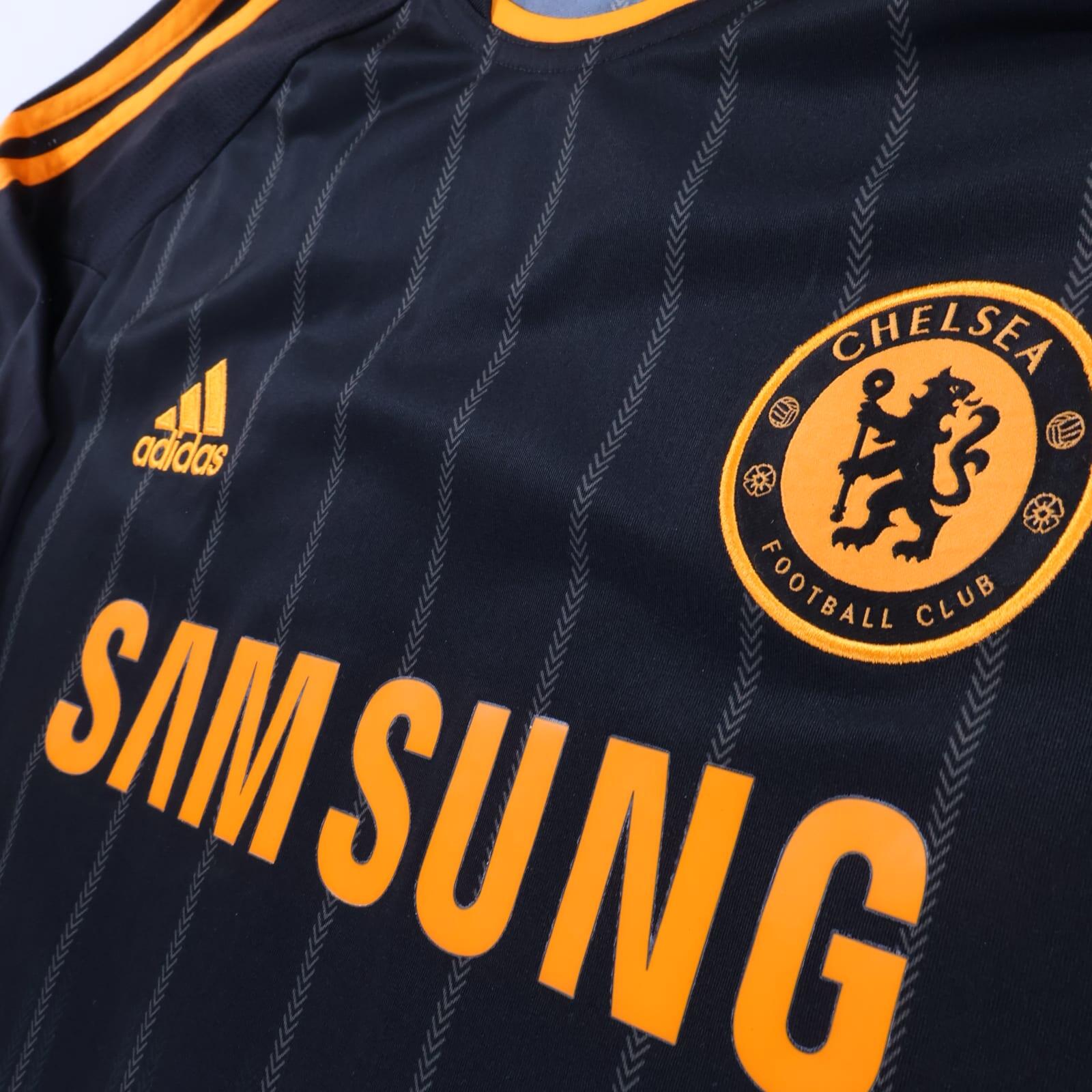 Chelsea Drogba #11 2010/11 Away Shirt - L