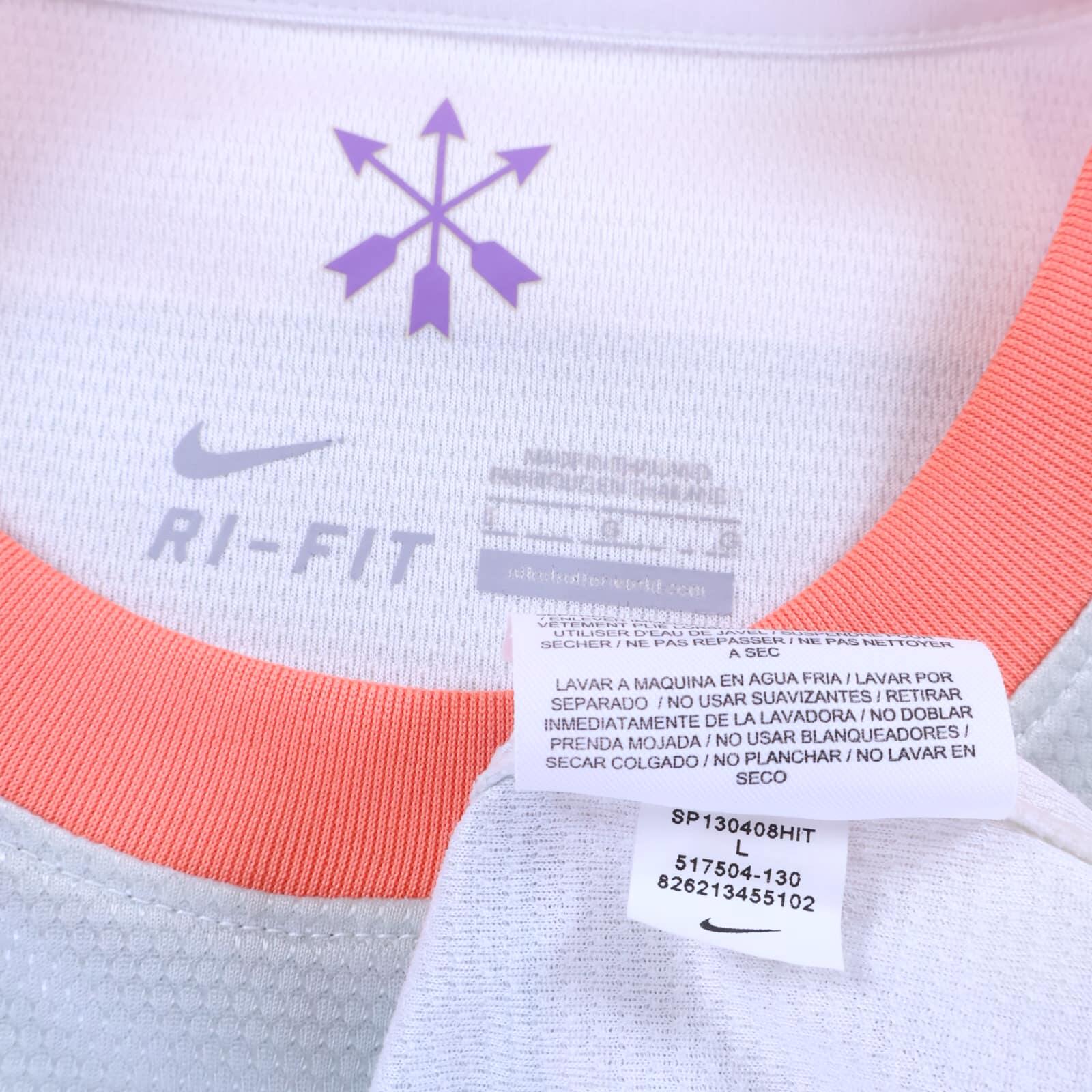 Sanfrecce Hiroshima 2013 Third Shirt - L