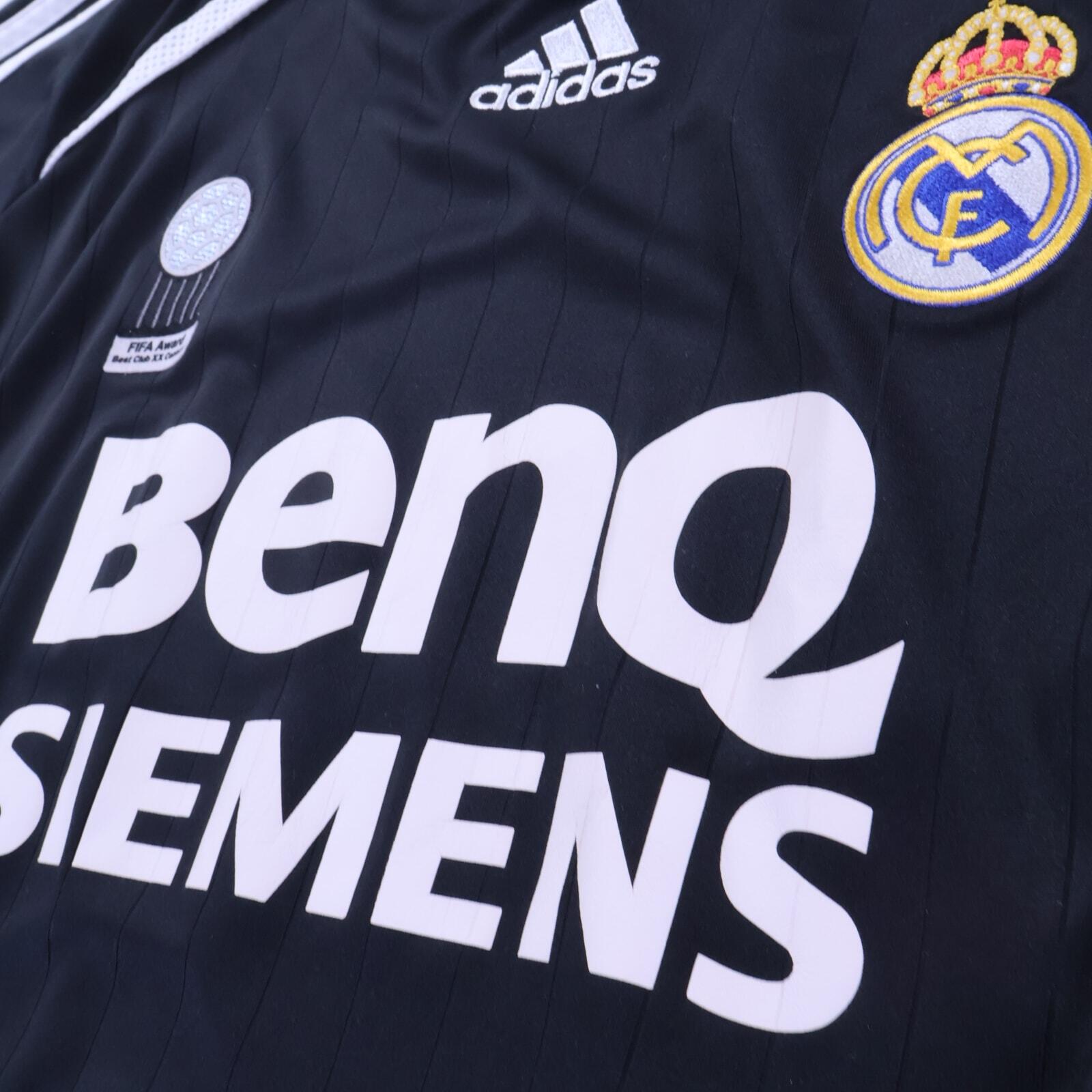 Real Madrid Ronaldo #9 2006/07 Away Shirt - L