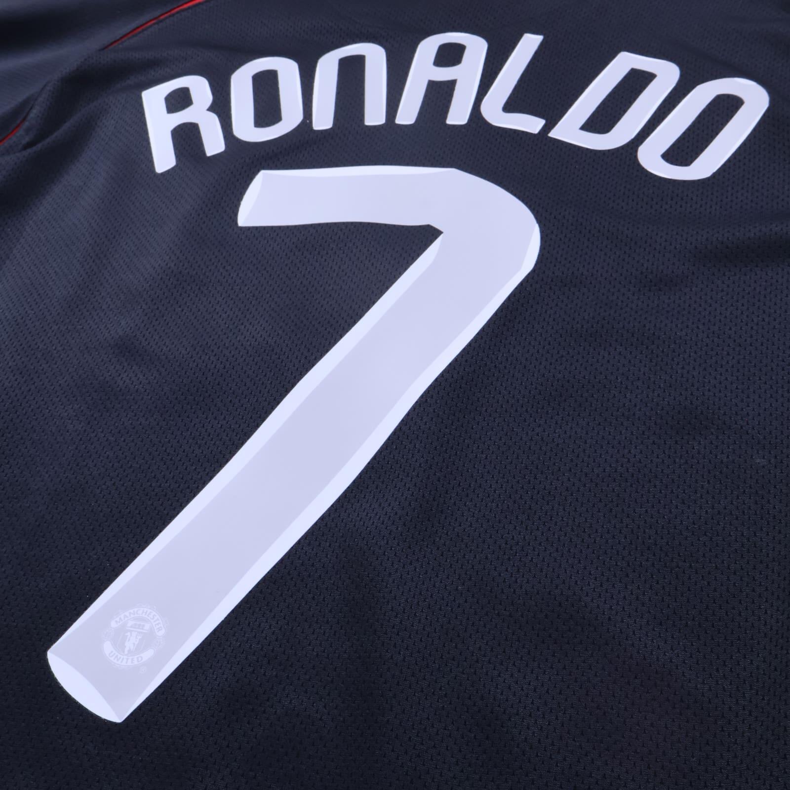 Manchester United Ronaldo #7 2007/08 Away Shirt - L