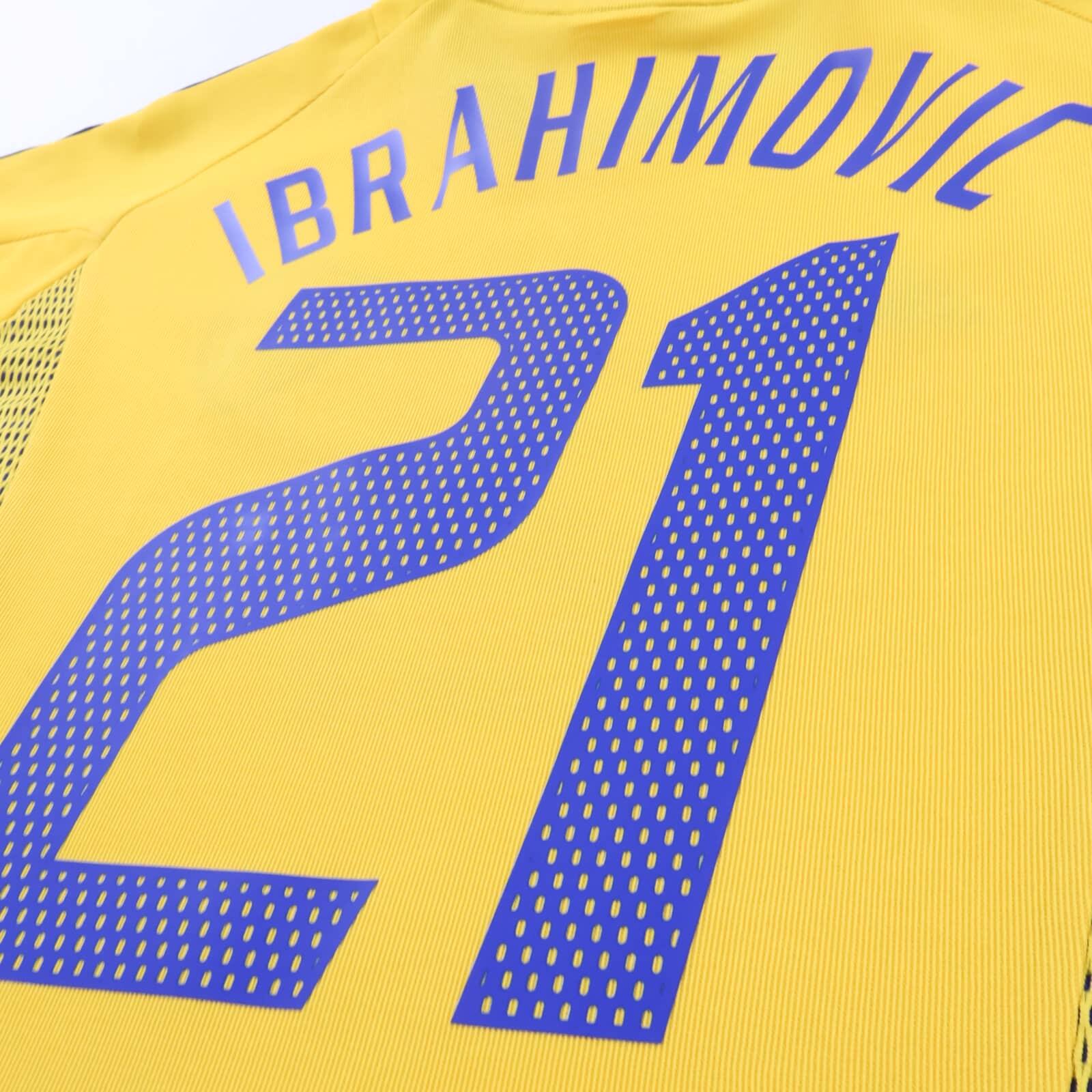 Sweden Ibrahimović #21 2002/03 Home Shirt - L