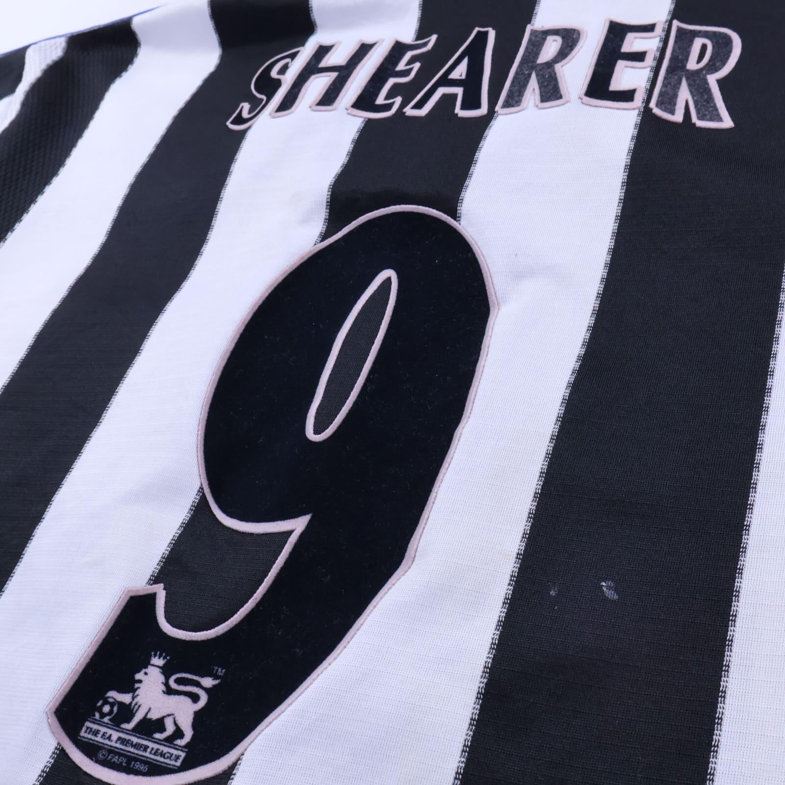 Newcastle United Shearer #9 1999/00 Home Shirt - 2XL