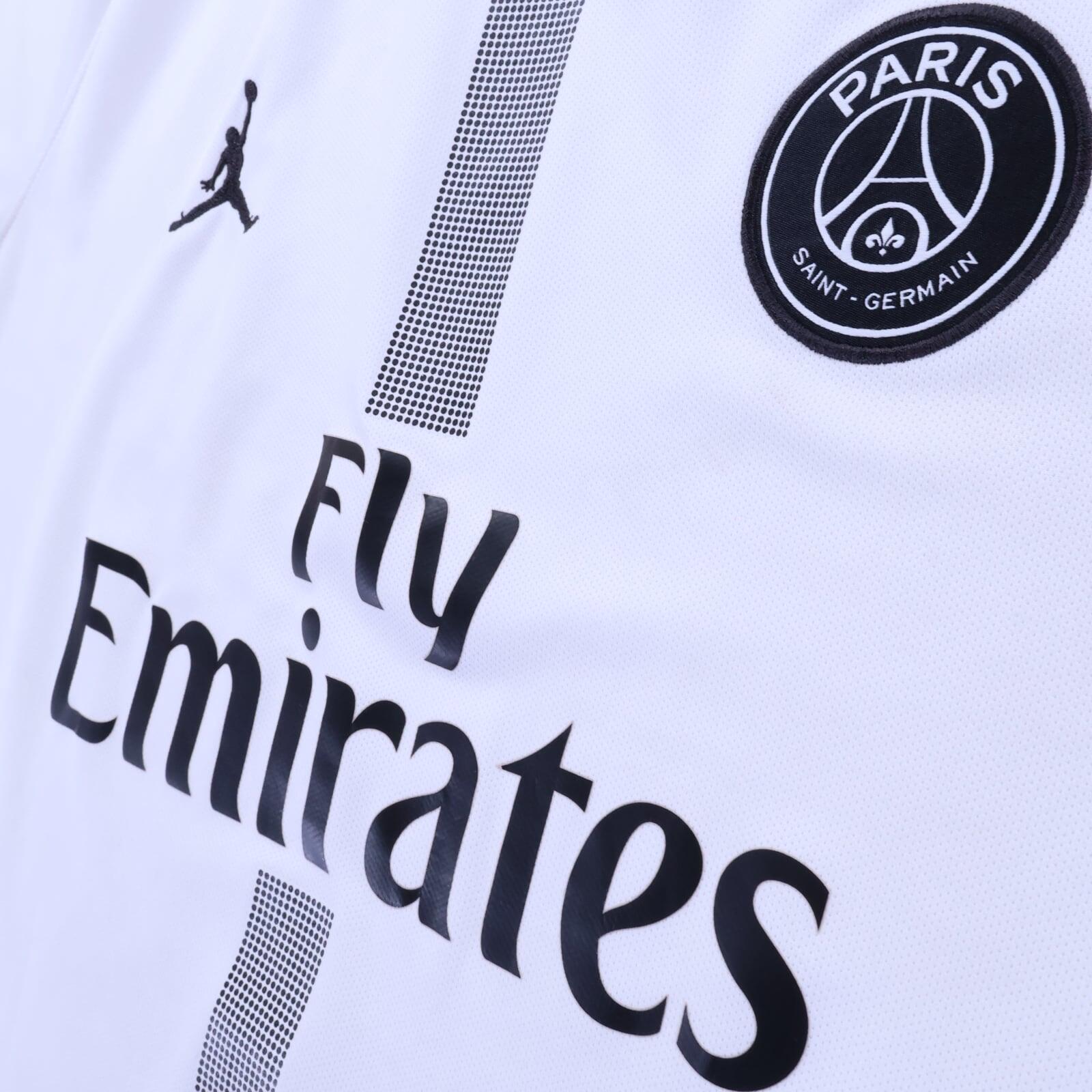 Paris Saint-Germain F.C Mbappé #7 2018/19 Away Shirt - XL