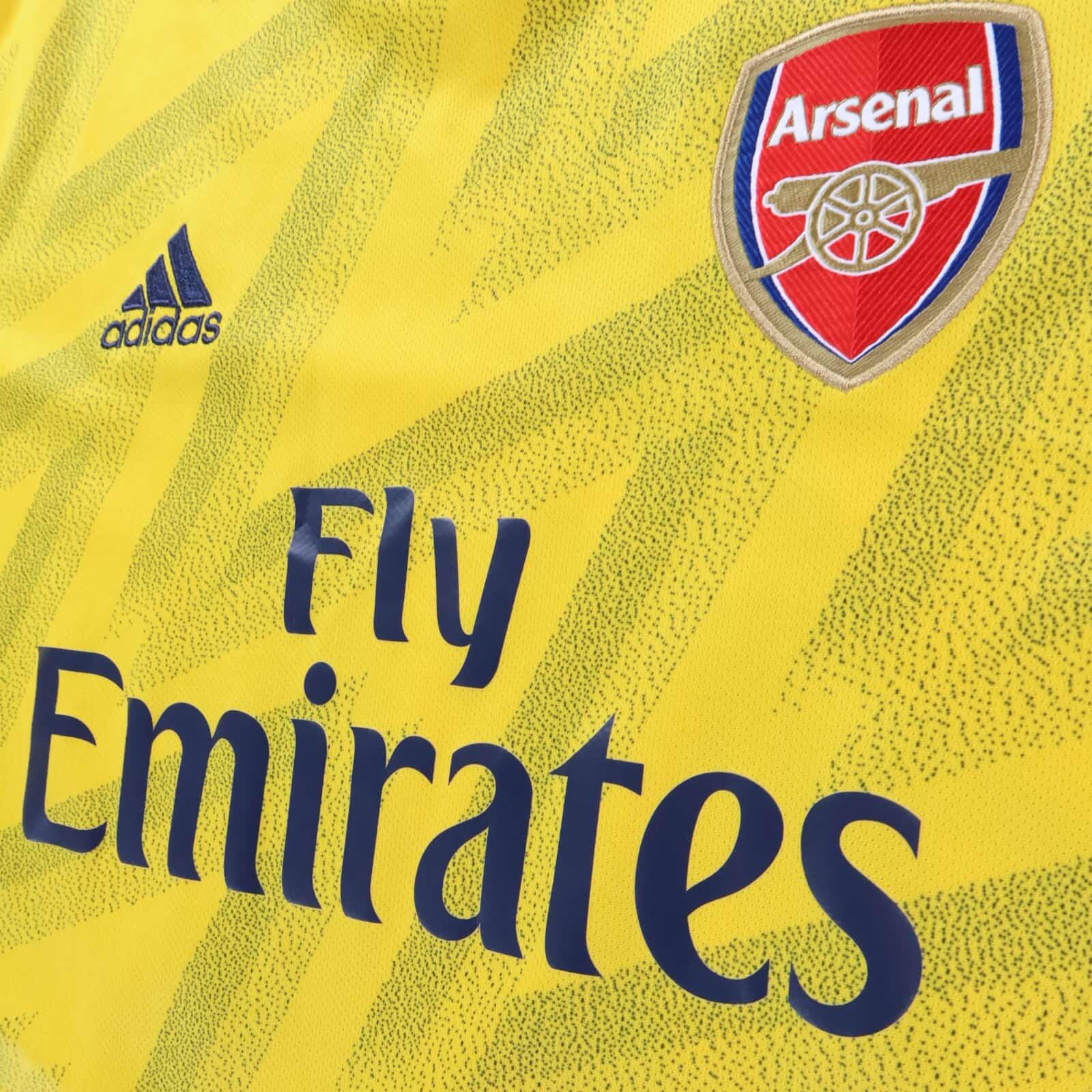 Arsenal Saka #77 2019/20 Away Shirt - L