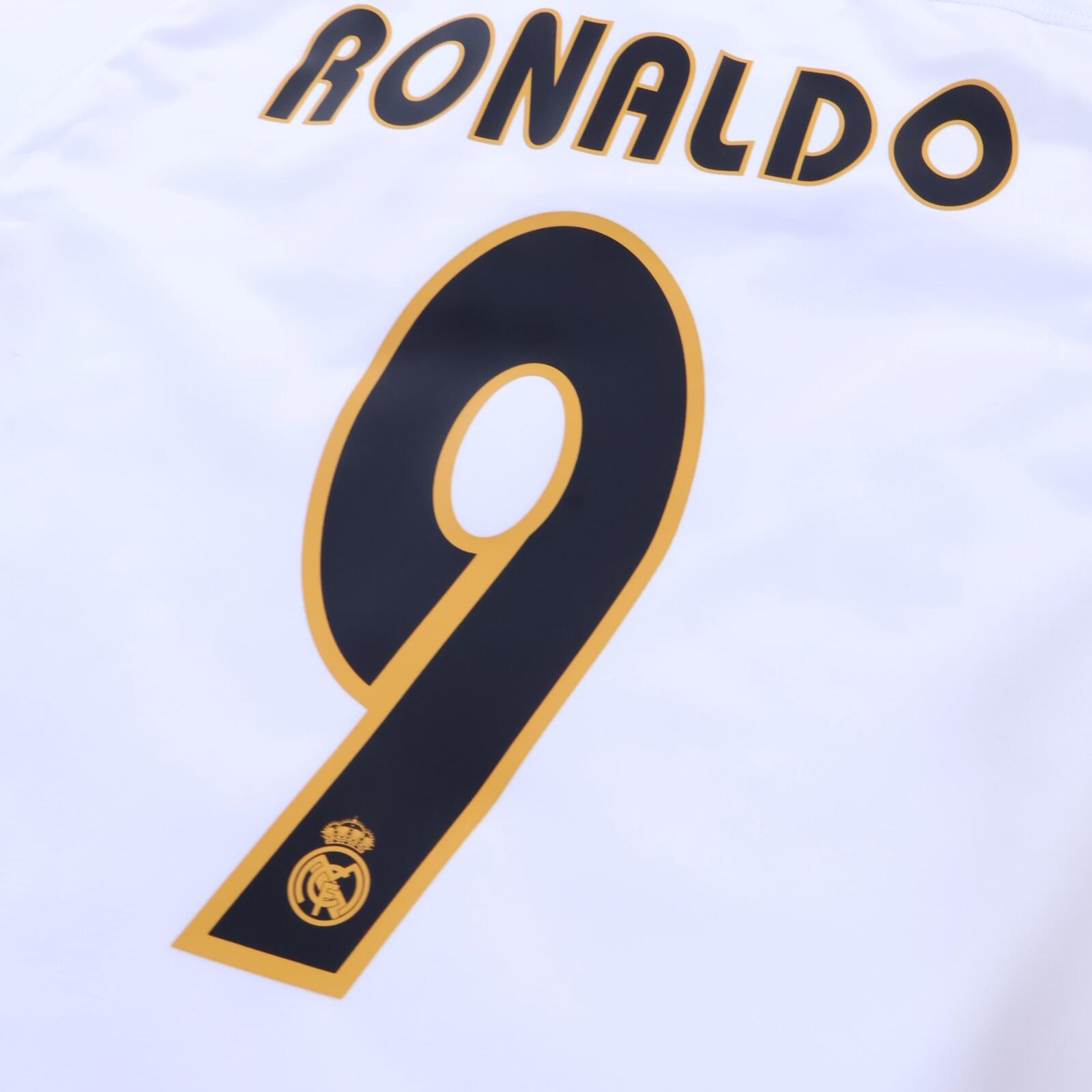 Real Madrid Ronaldo #9 2005/06 Home Shirt - S