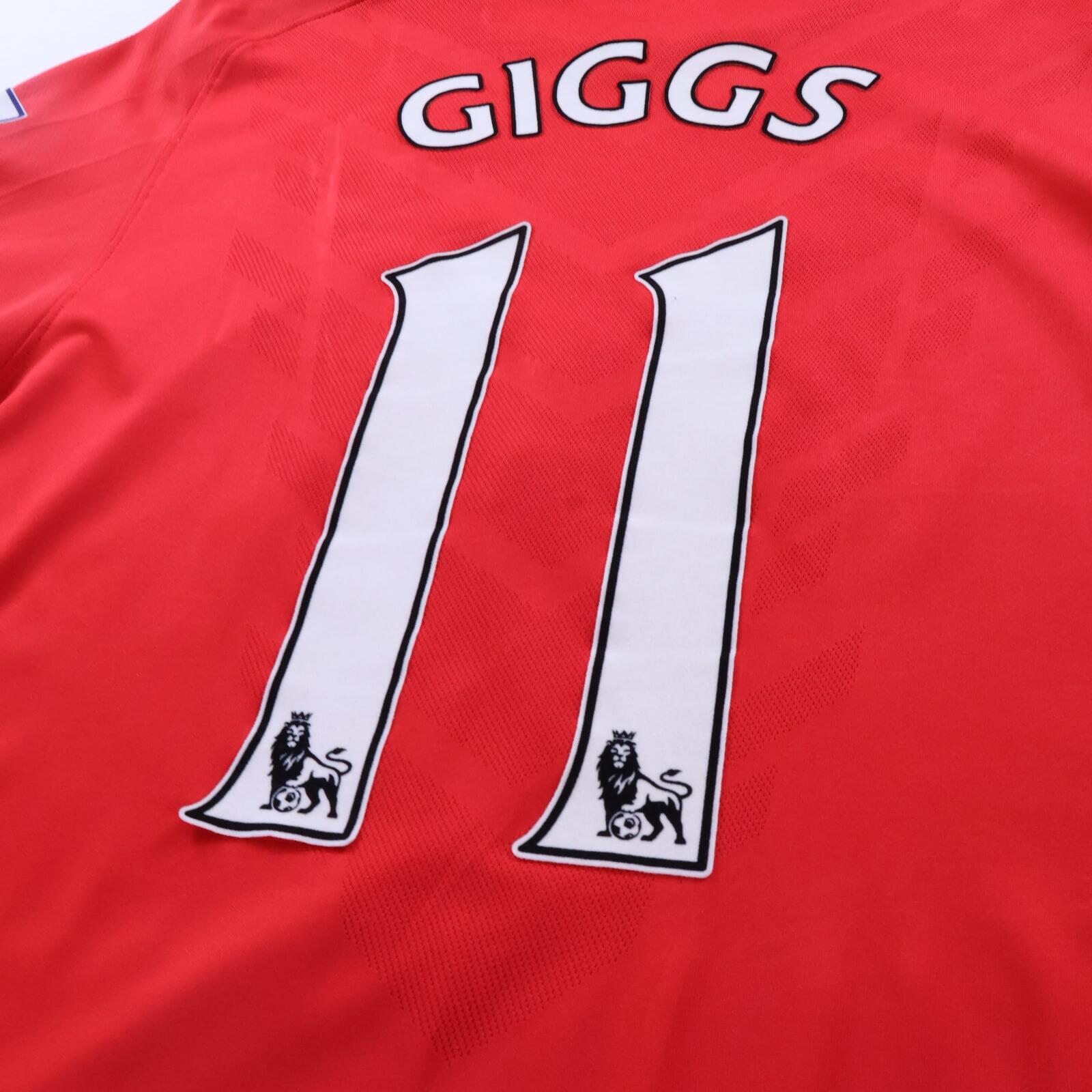 *MINT* Manchester United Giggs #11 2010/11 Home Shirt - L