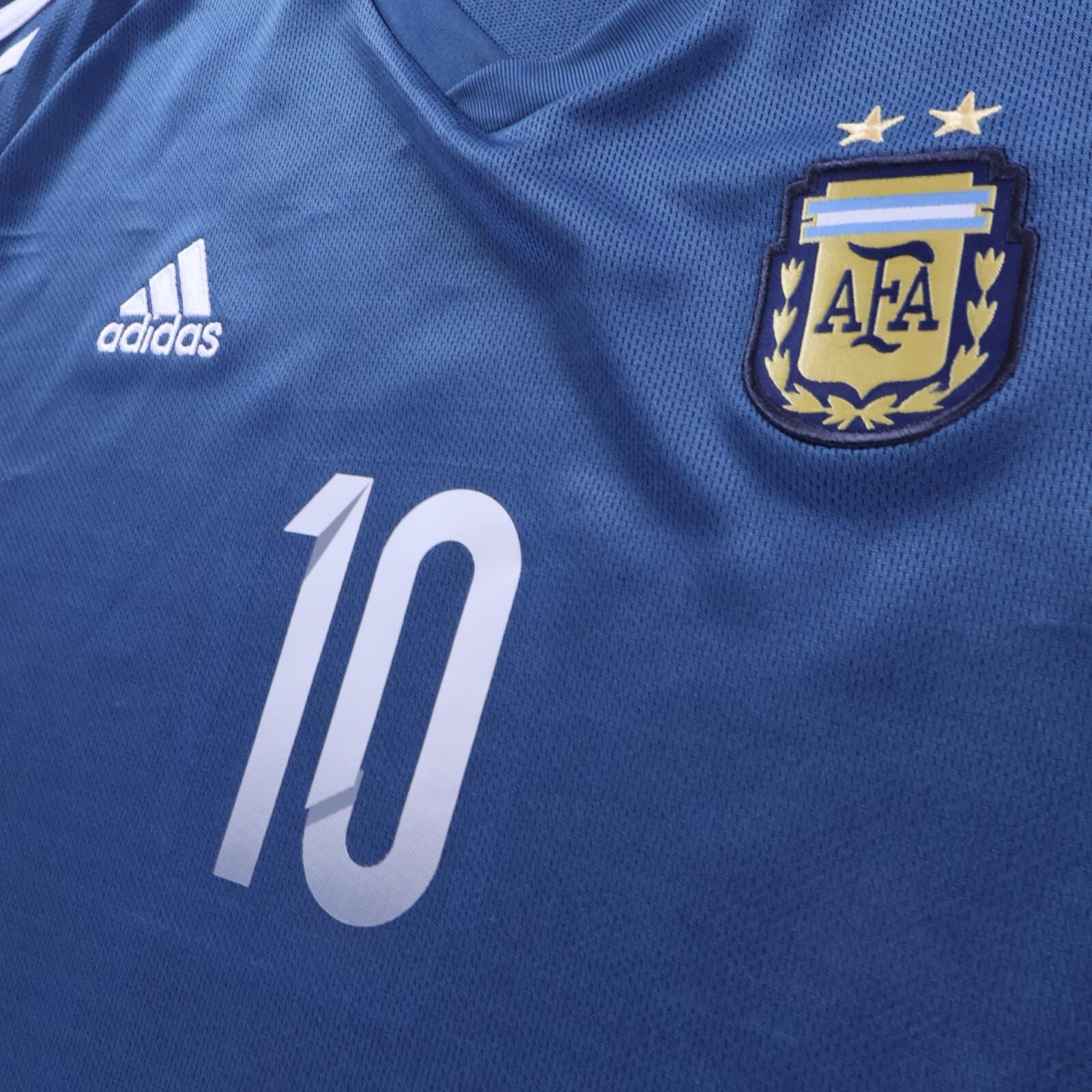 Argentina Messi #10 2015/16 Away Shirt - XL