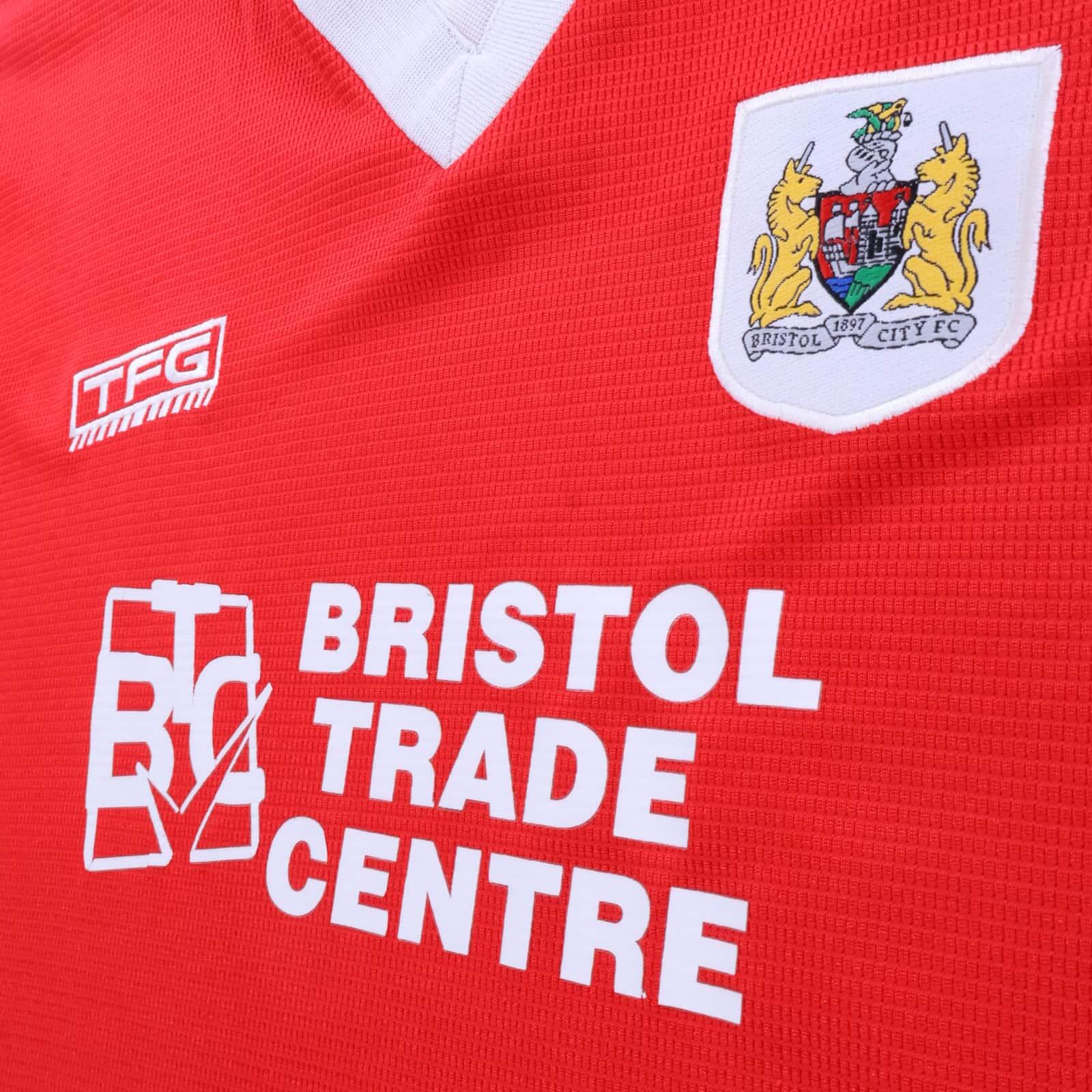 Bristol City F.C 2005/06 Home Shirt - L