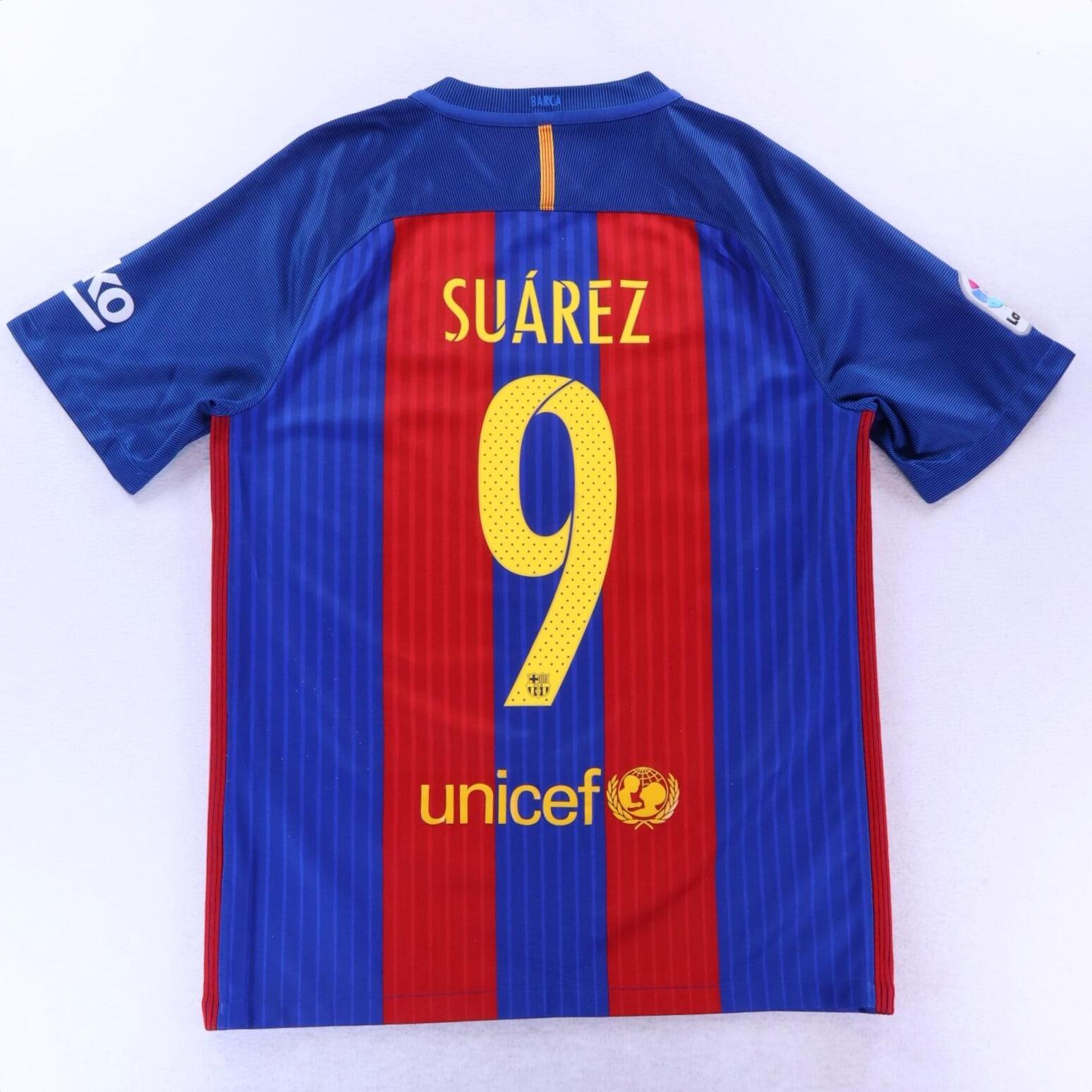 Barcelona Suarez #9 2016/17 Home Shirt - M