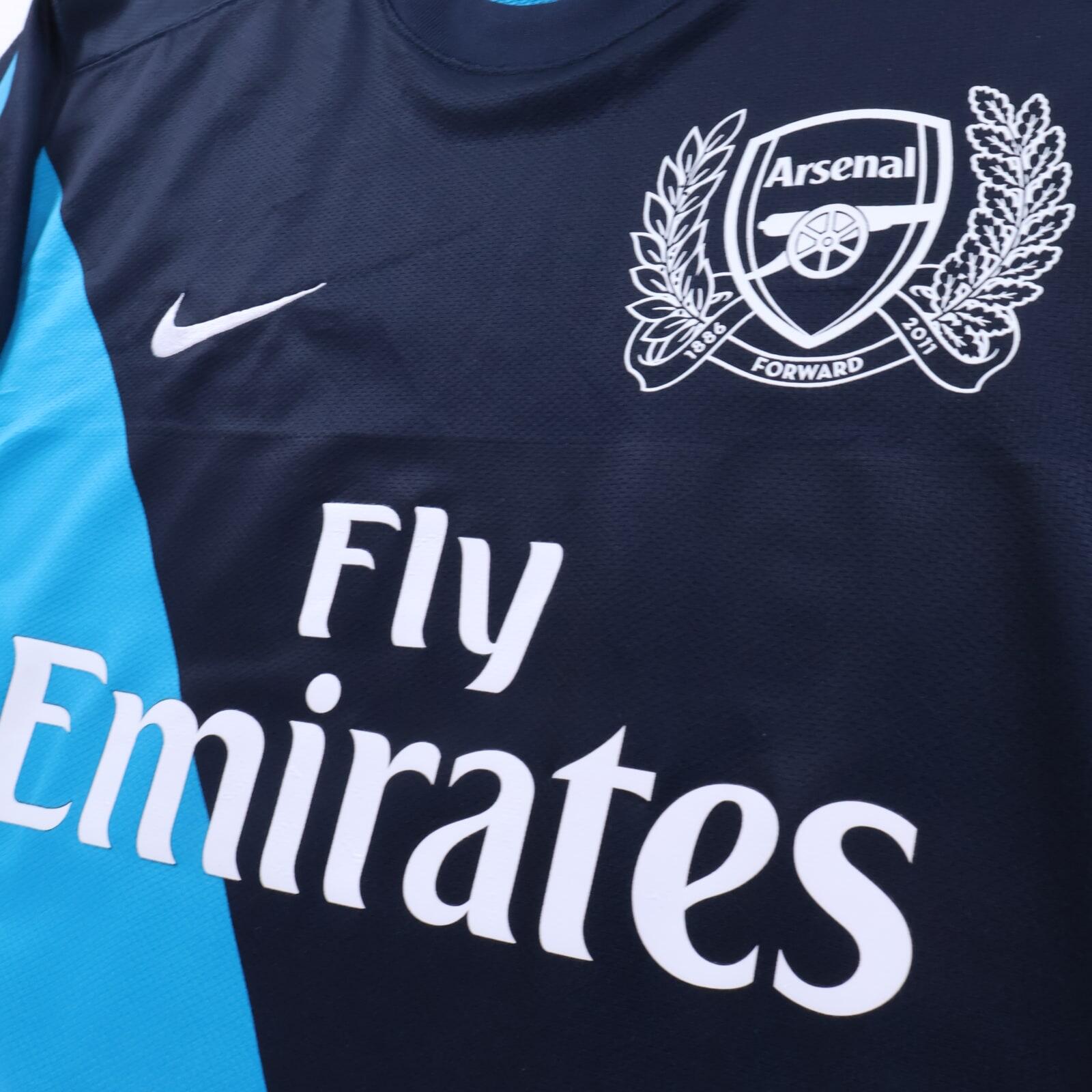 Arsenal Henry #12 2011/12 Away Shirt - L