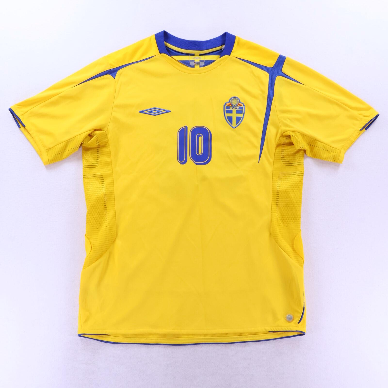 *MINT* Sweden 2005/06 Home Shirt - L