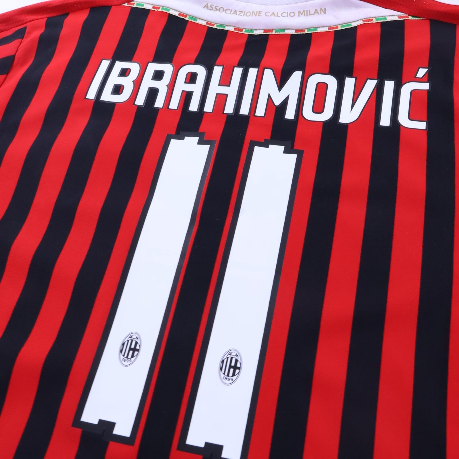 Ac Milan Ibrahimović #11 2011/12 Home Shirt - XL