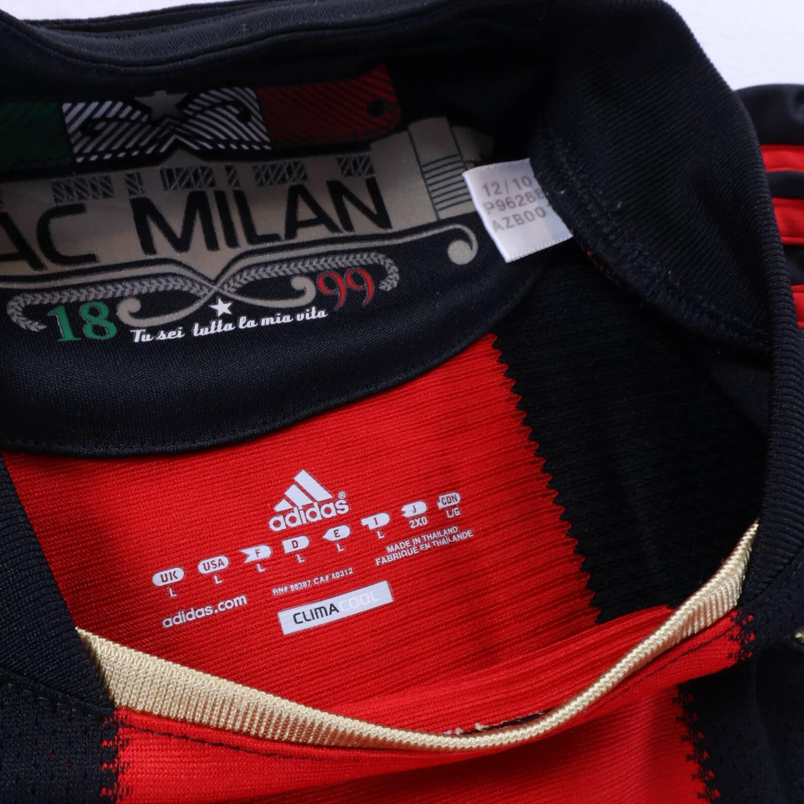 *MINT* Ac Milan Ronaldinho #80 2010/11 Home Shirt - L