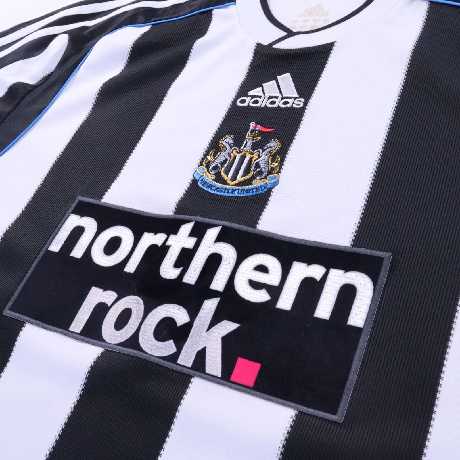 Newcastle United Nolan #4 2009/10 Home Shirt - L