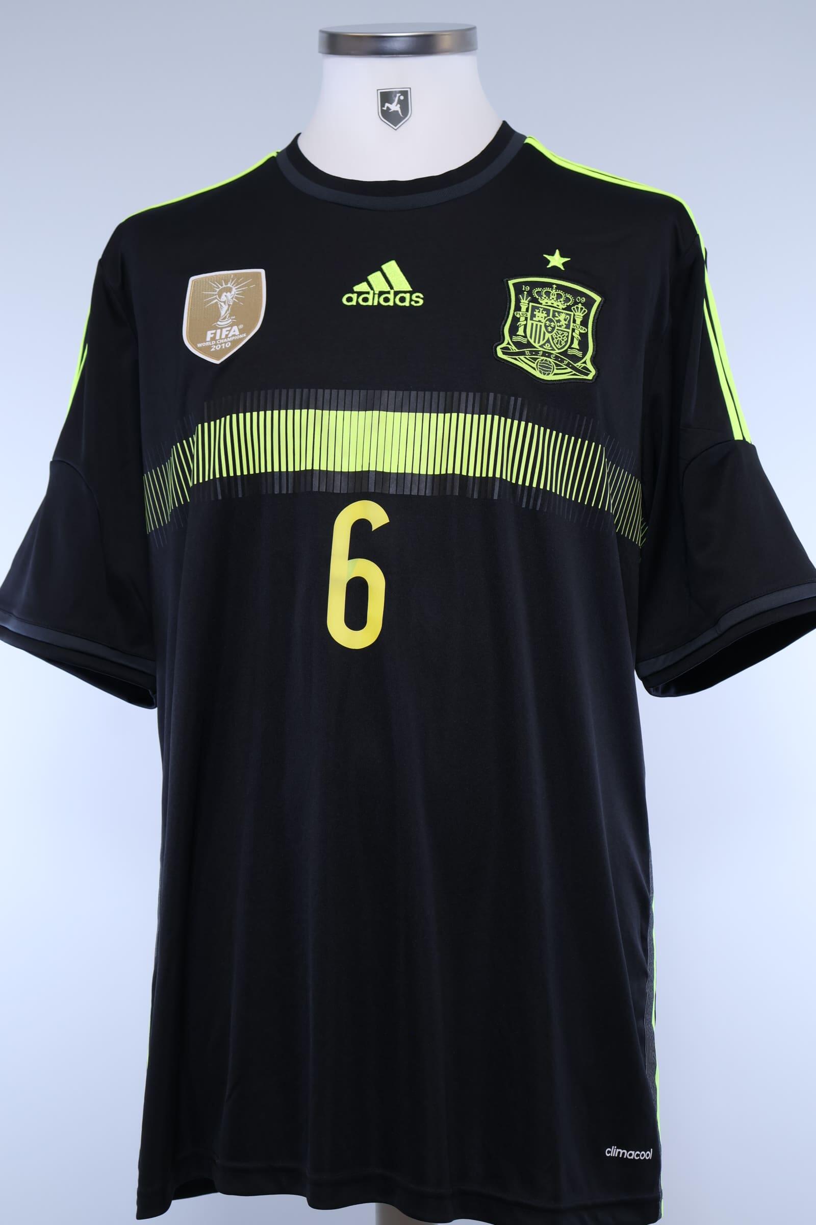 Spain 2013/15 A. Iniesta #6 Away Shirt - XL Authenic Original Football Shirt