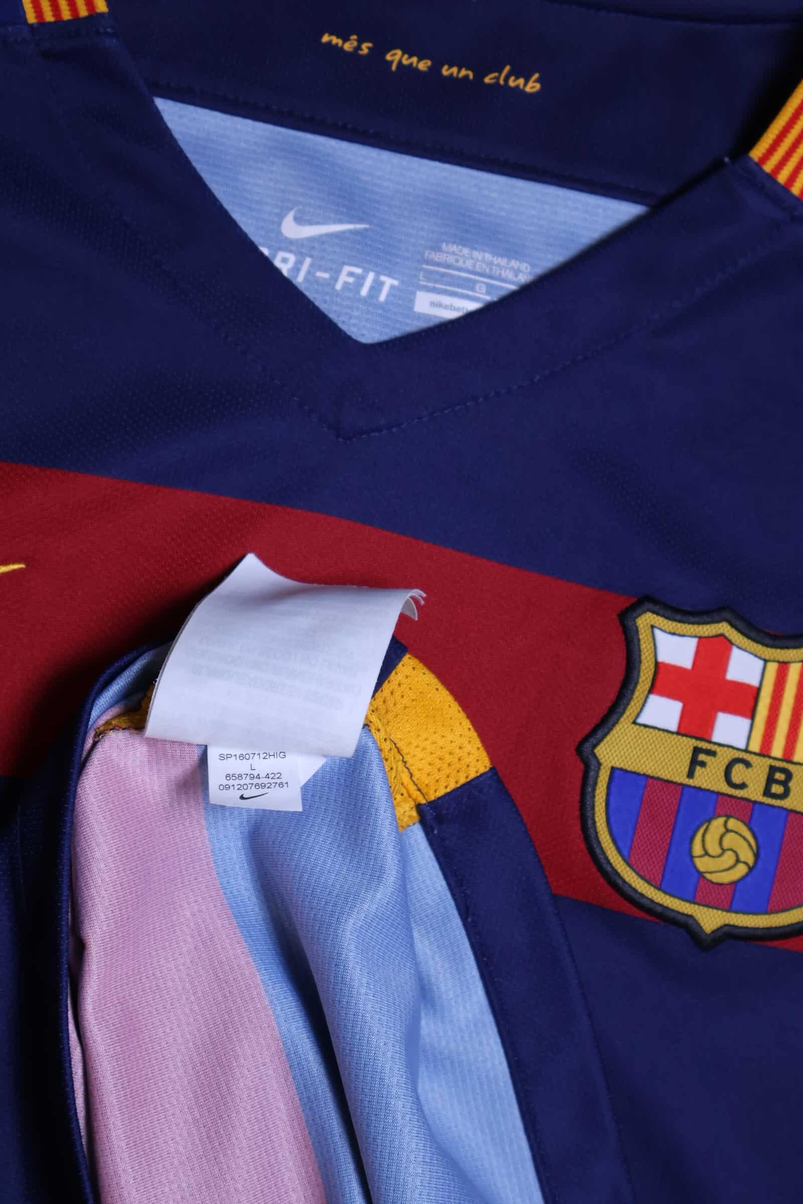 Barcelona 2015/16 Home Shirt - L- TAGS