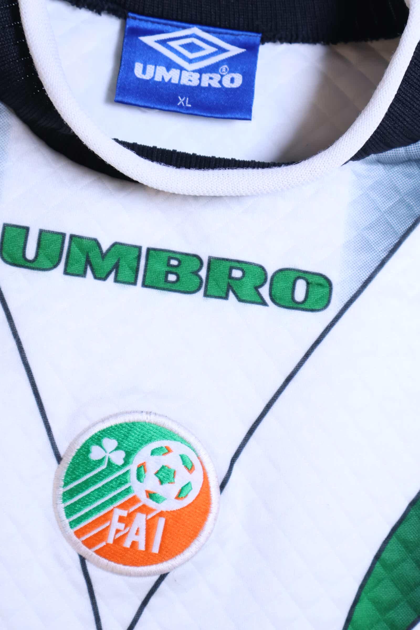 Republic Of Ireland 1990/92 Goalkeeper Shirt - XL- TAGS