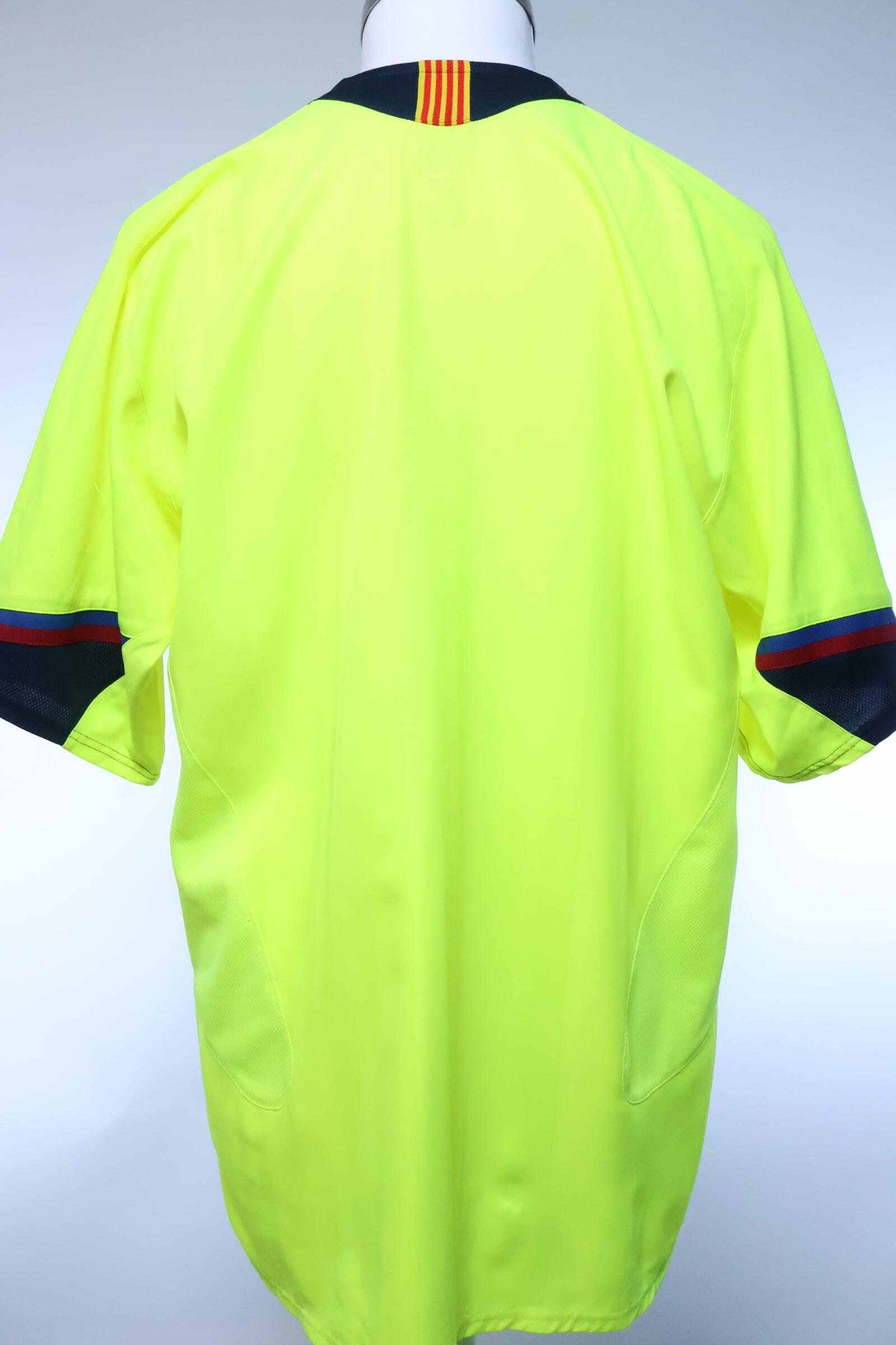 Barcelona 2005/06 Away Shirt - L- BACK