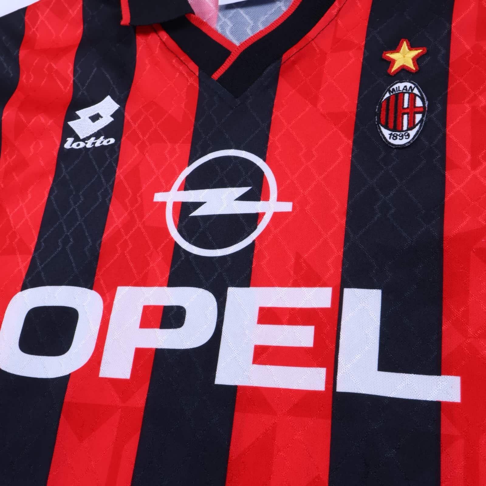 Ac Milan Weah #9 1995/96 Home Shirt - M