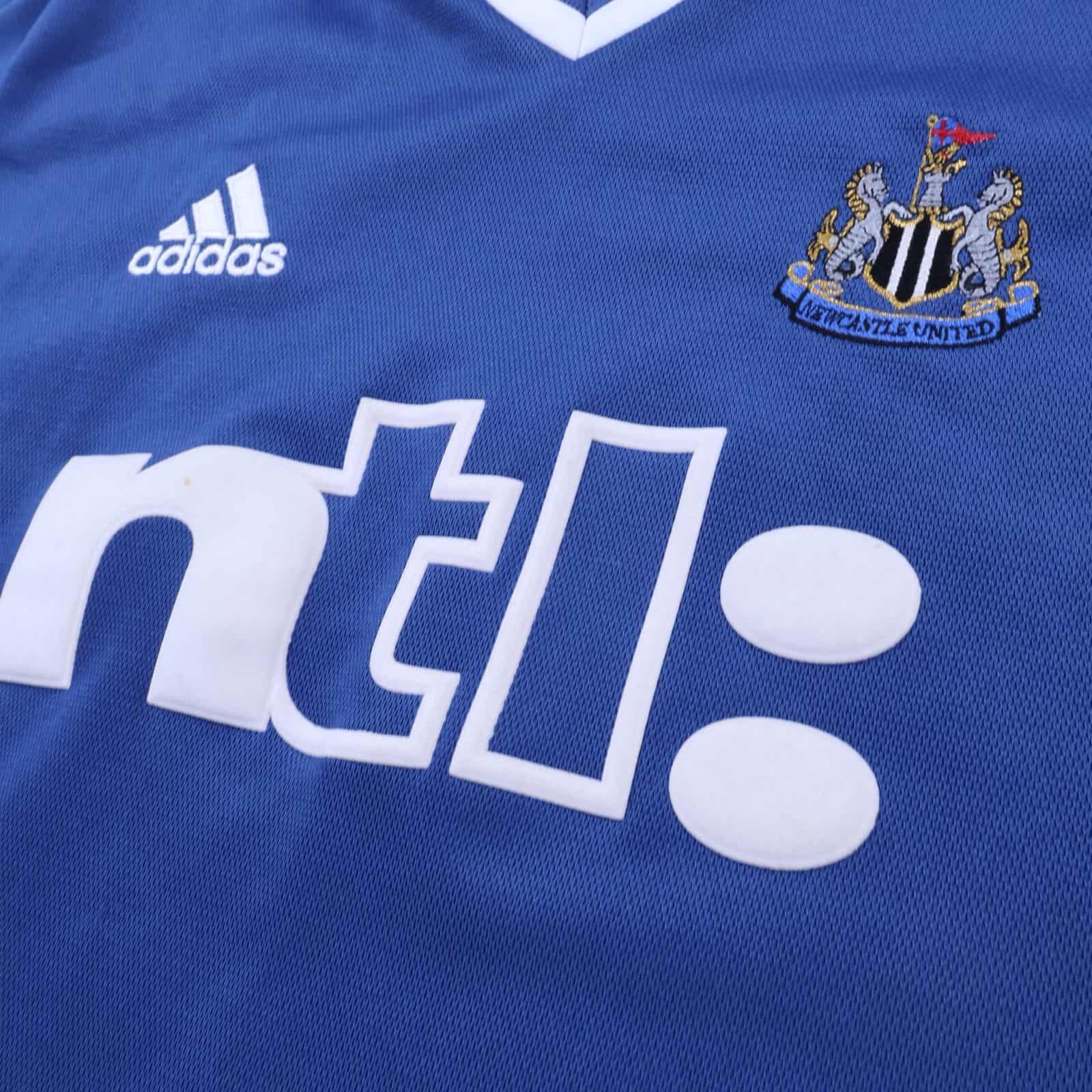 Newcastle United Robert #32 2001/02 Away Shirt - M