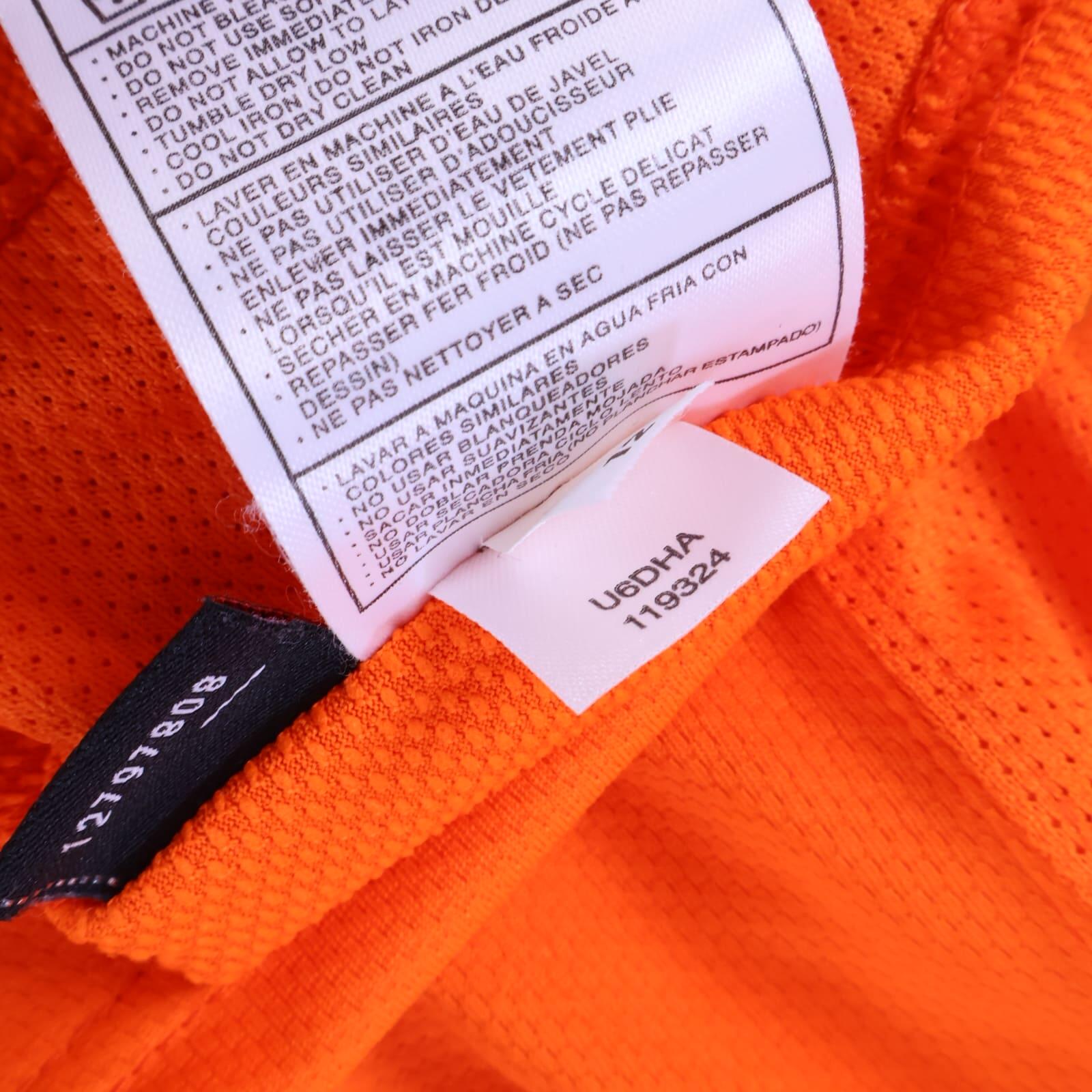 Netherlands V.Nistelrooy #9 2006/08 Home Shirt - L