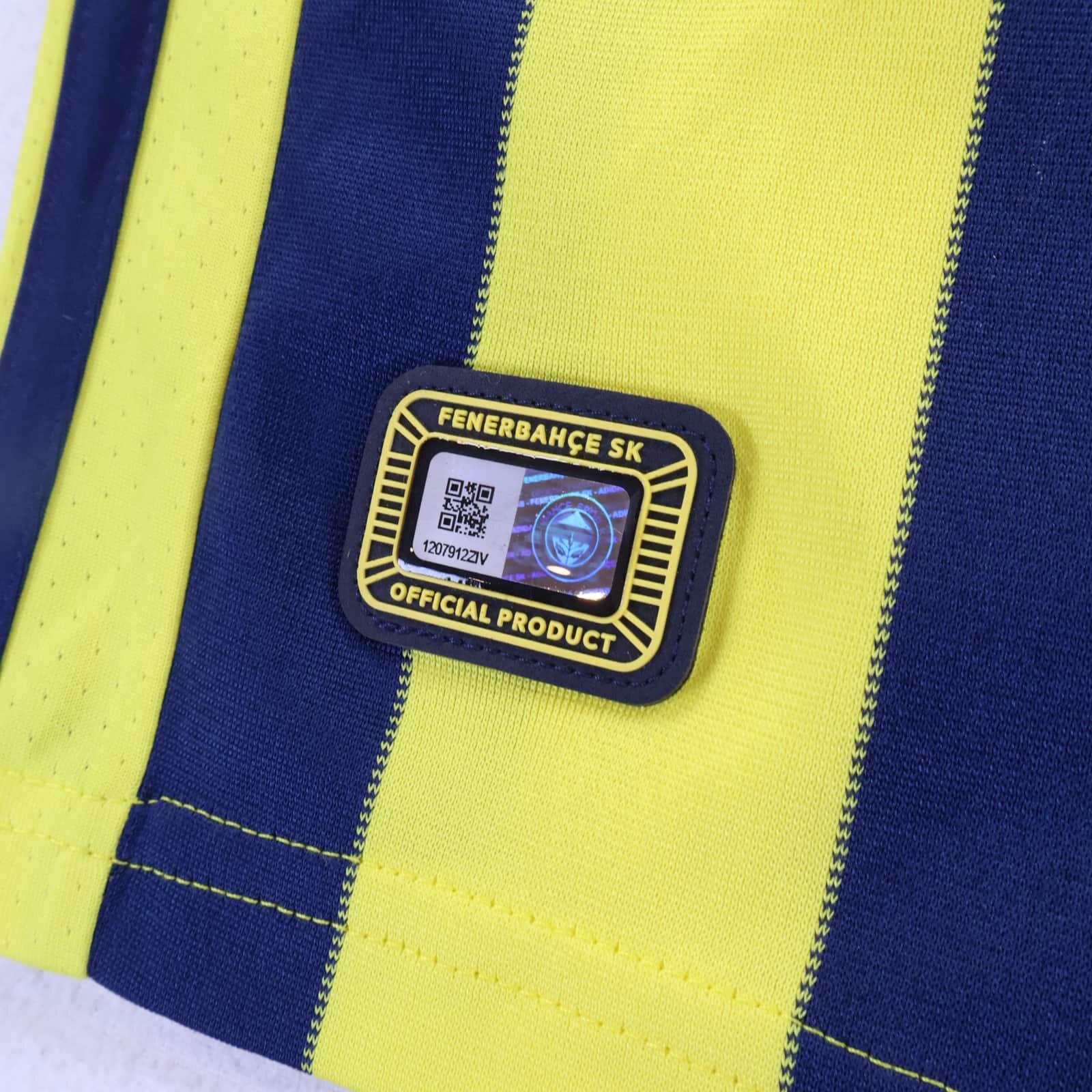 Fenerbache Sk Ozil #67 2020/21 Home Shirt - S