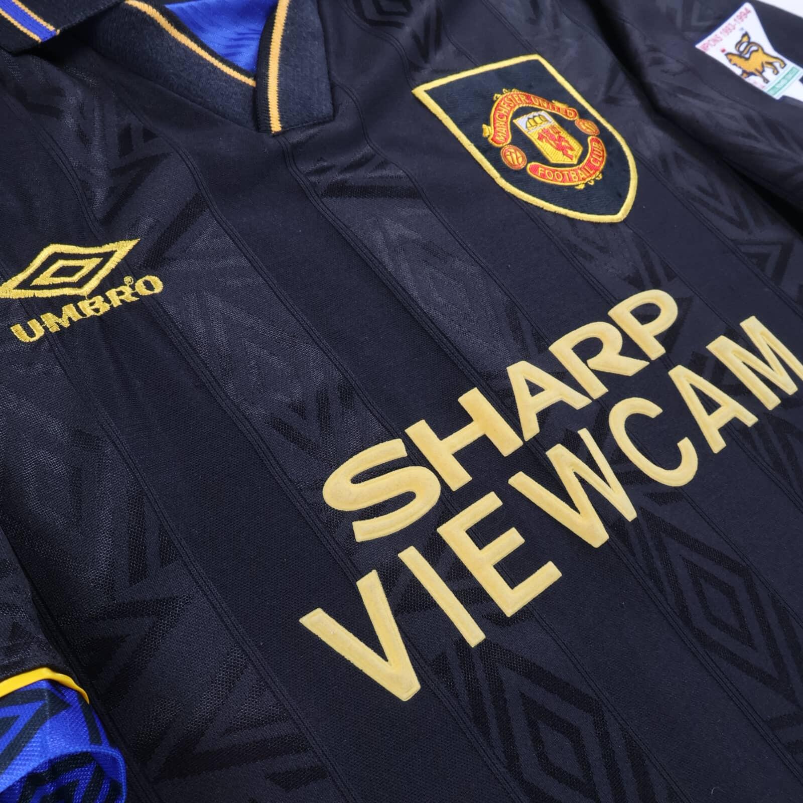 Manchester United Cantona #7 1993/95 Away Shirt - 2XL