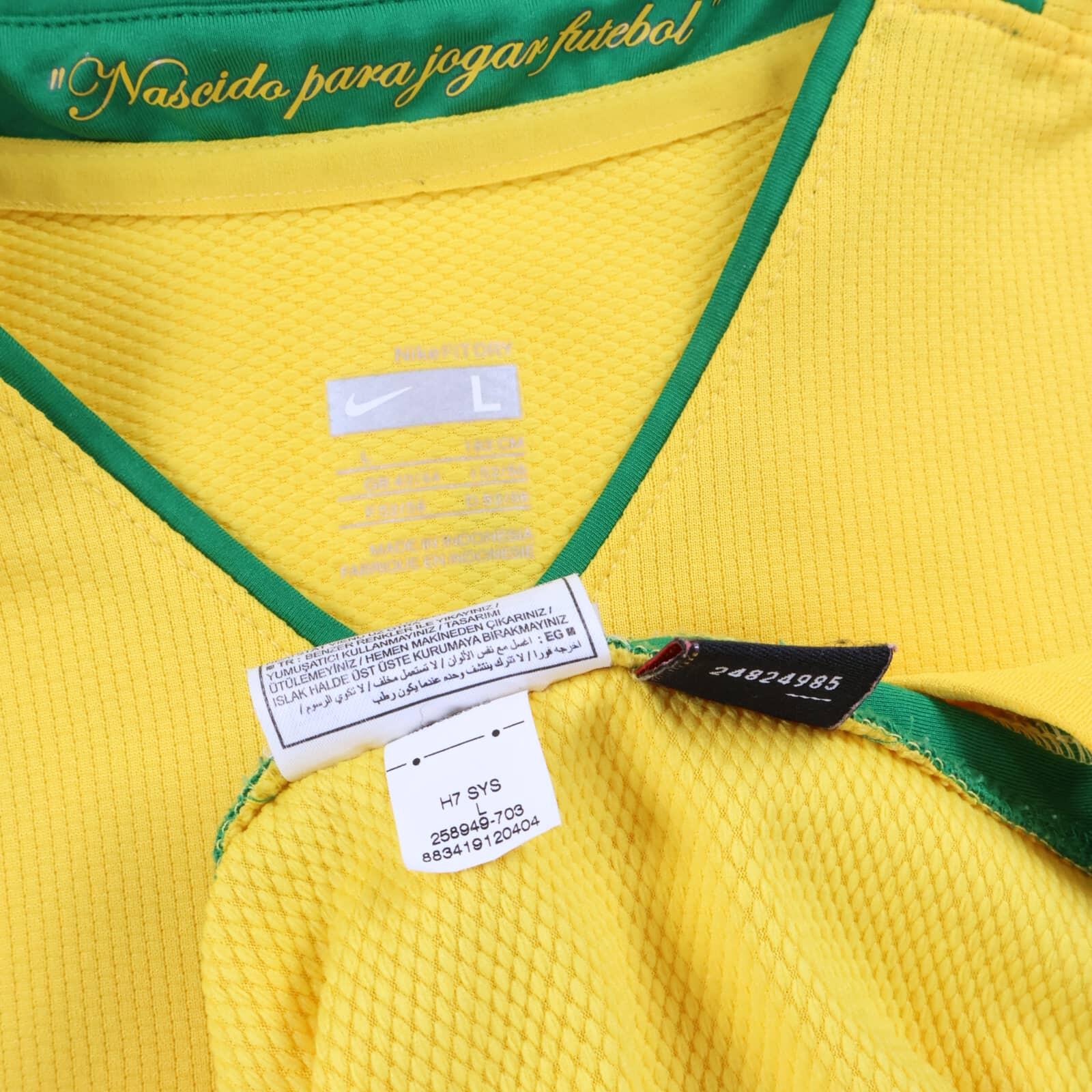 Brazil Ronaldinho #10 2008/10 Home Shirt - L