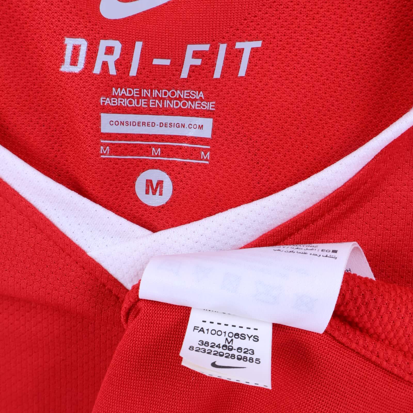 Manchester United Nani #17 2010/11 Home Shirt - M