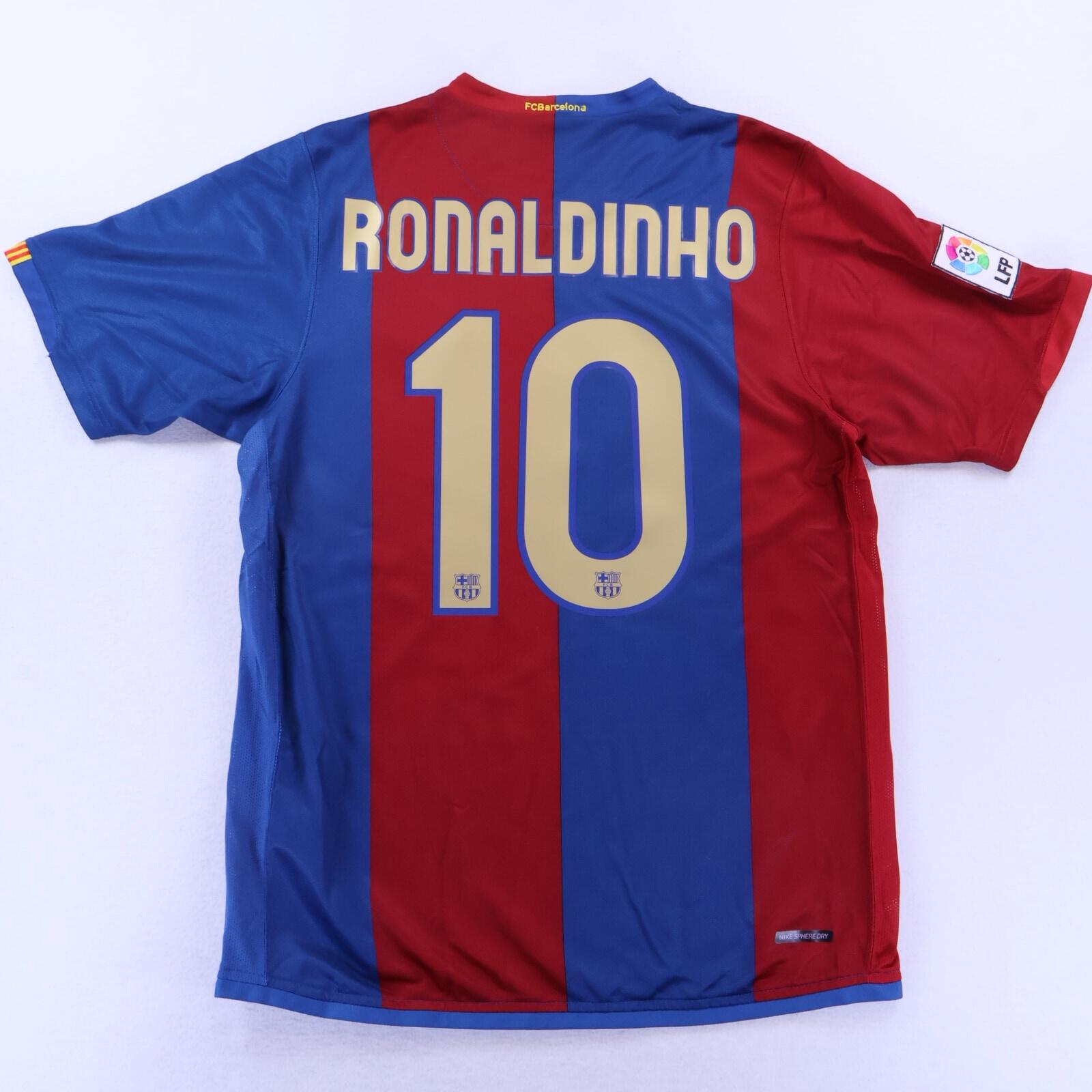 *NWT* Barcelona Ronaldinho #10 2006/07 Home Shirt - M