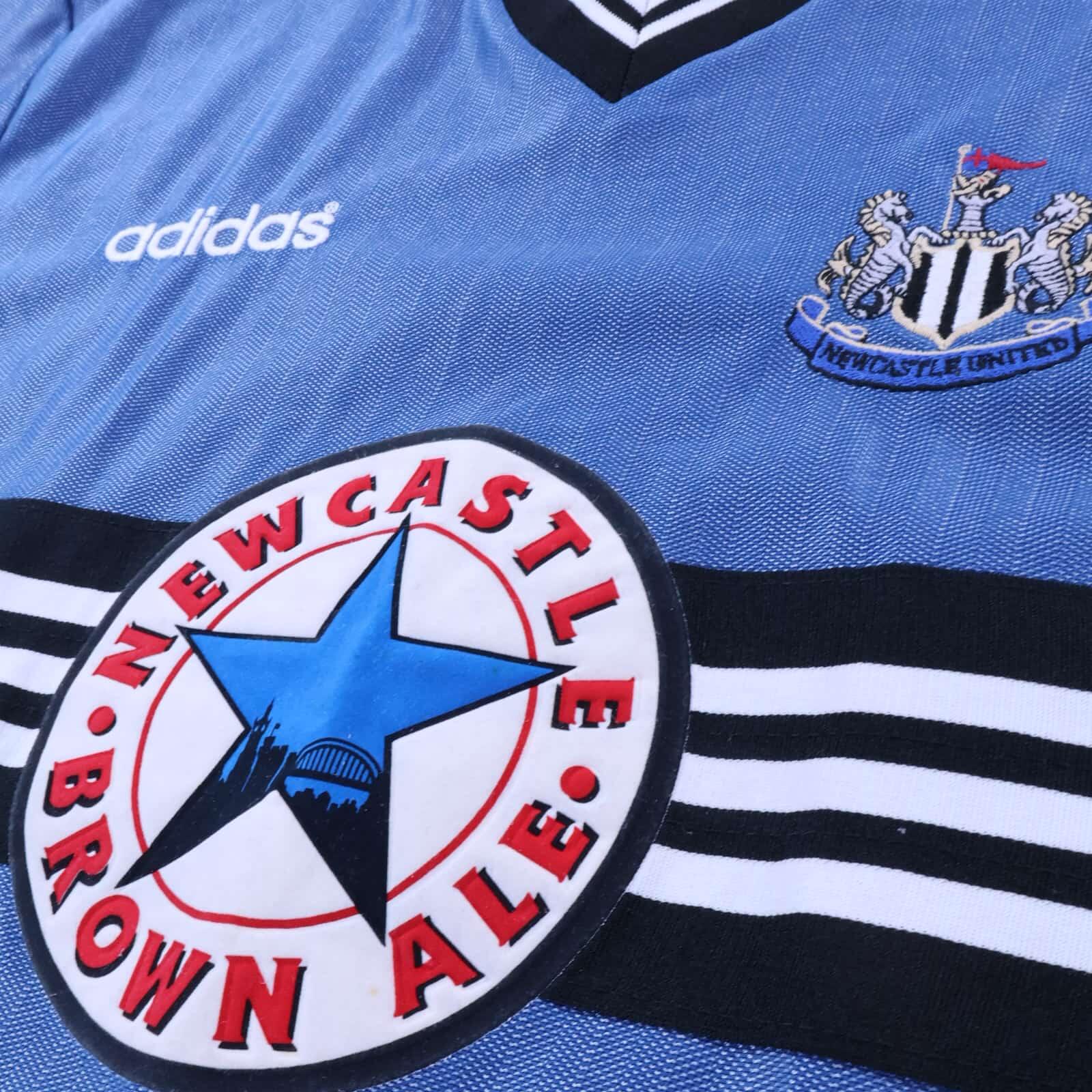 Newcastle United 1996/97 Away Shirt - L