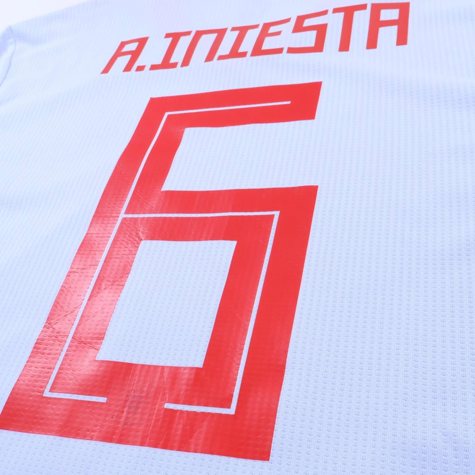 Spain A. Iniesta #6 2018/19 Longsleeve Player Issue - XL