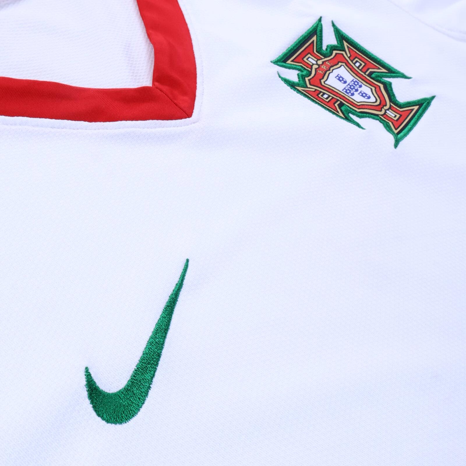 Portugal 2008/10 Away Shirt - M