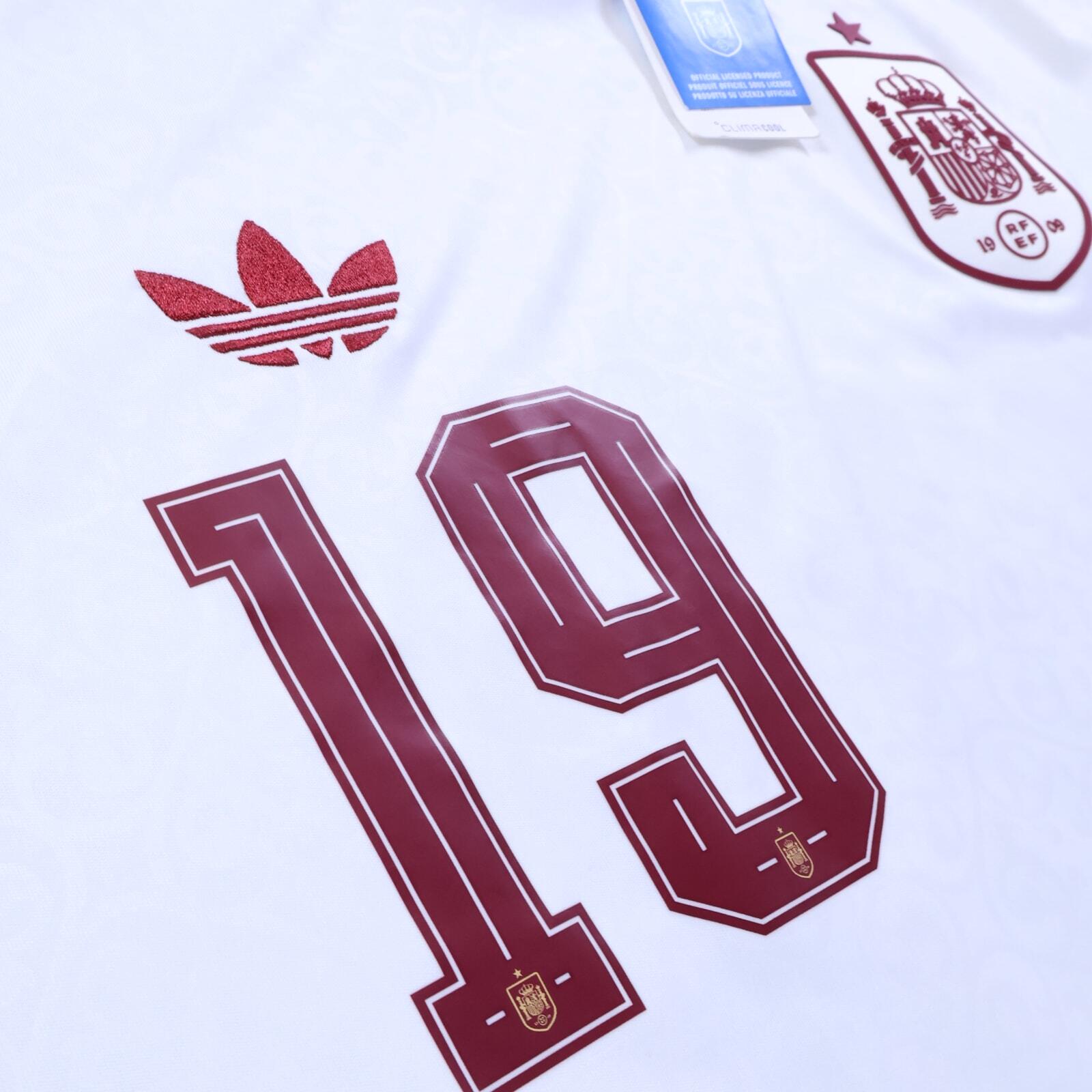 *NWT* Spain Lamine Yamal #19 2026 Away Shirt - XL