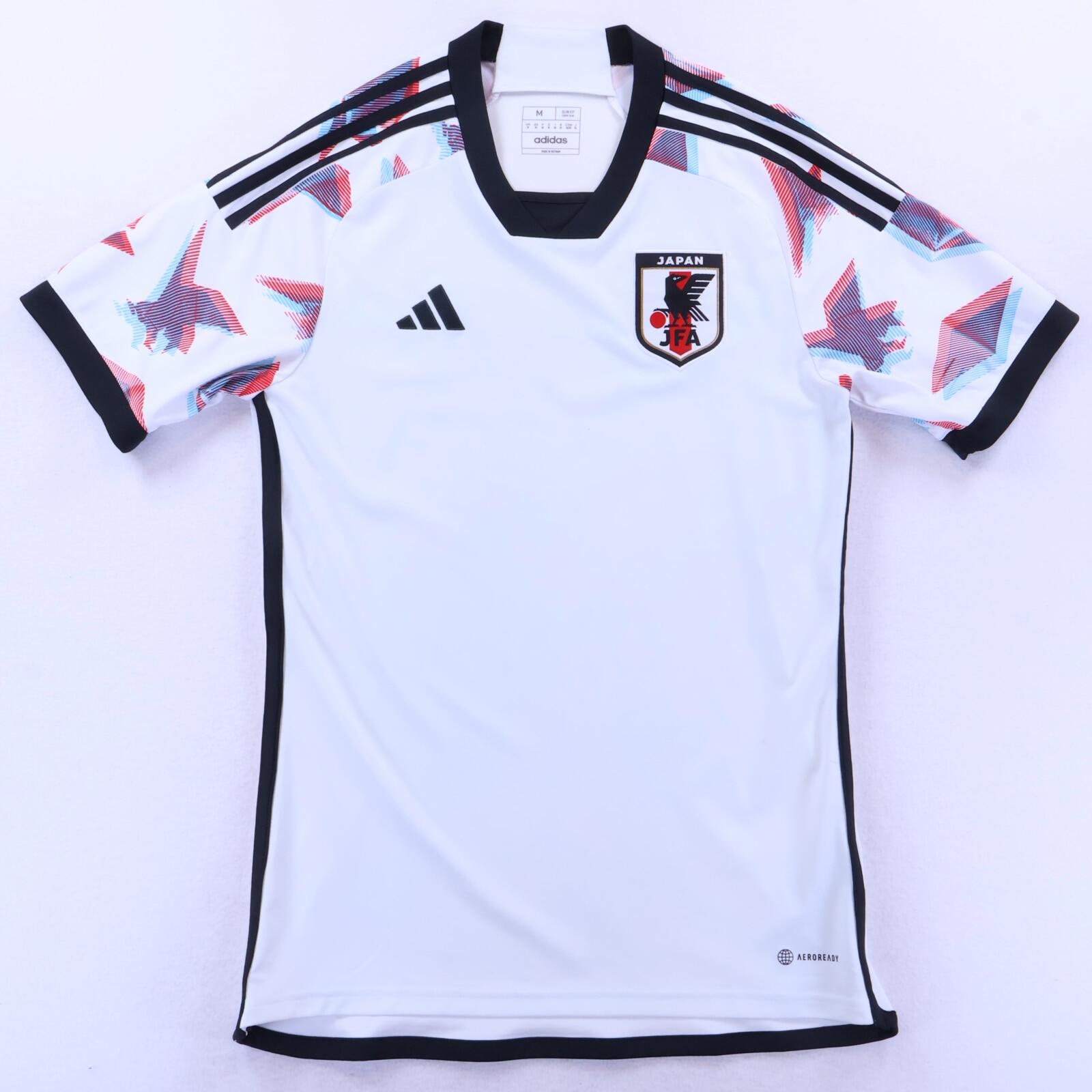 Japan 2022/23 Away Shirt - M