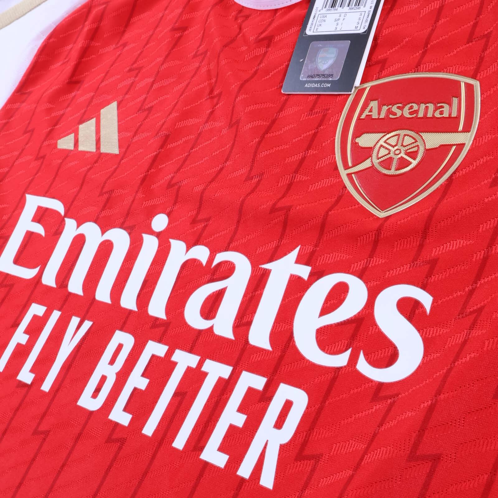*NWT* Arsenal Saka #7 2023/24 Kit Room Home Shirt - S