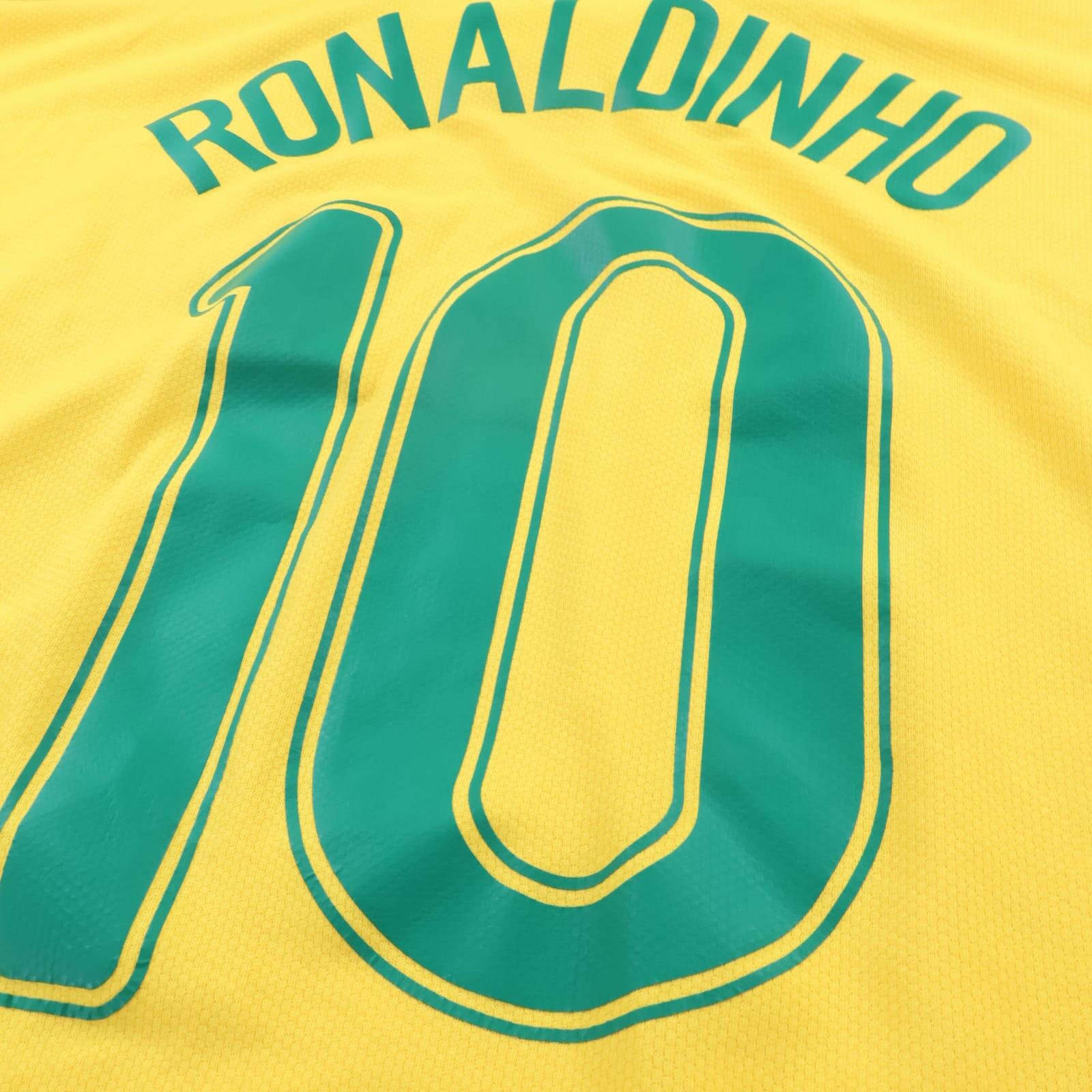 Brazil Ronaldinho #10 2006/08 Home Shirt - XL