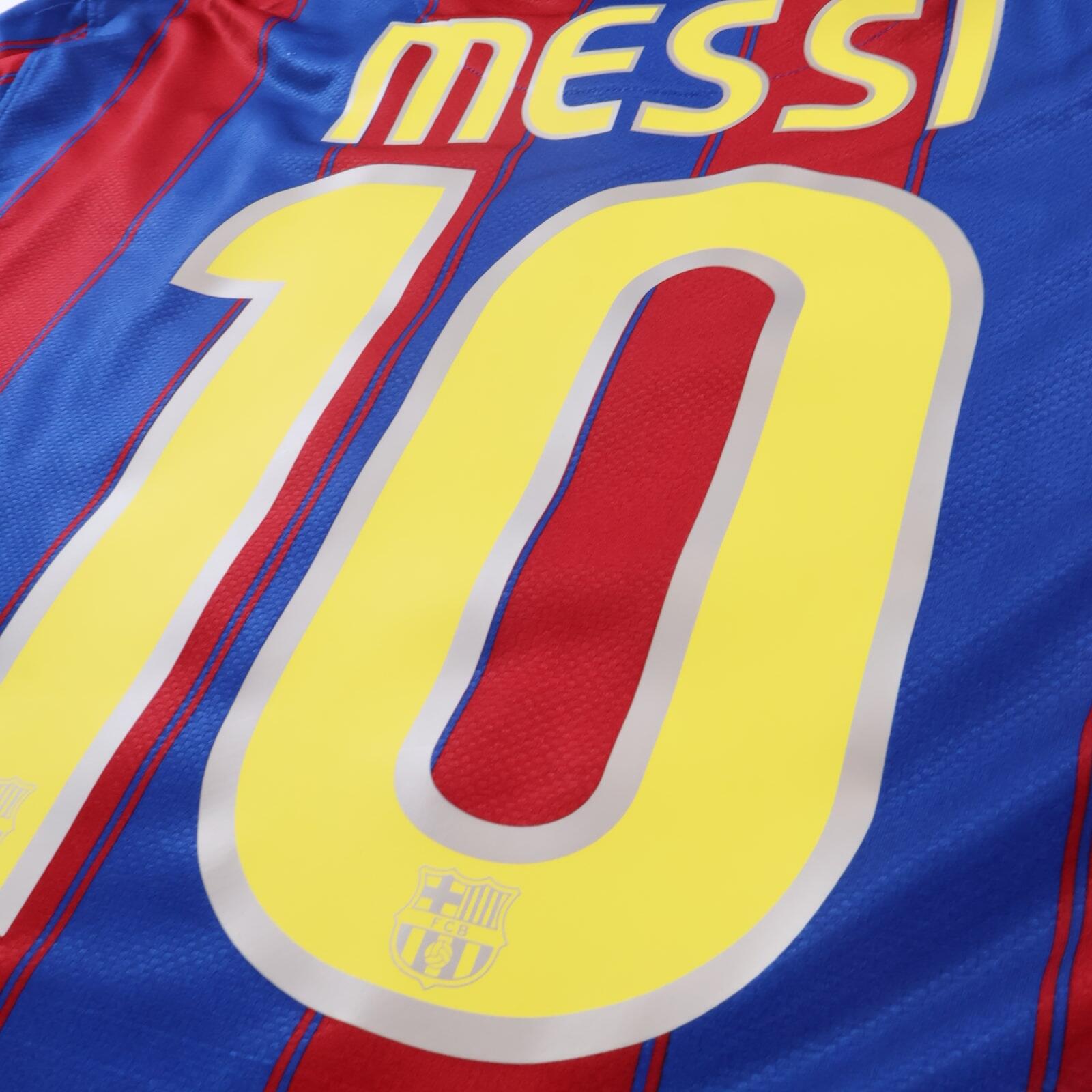 *MINT* Barcelona Messi #10 2005/06 Home Shirt - Long Sleeve - XL