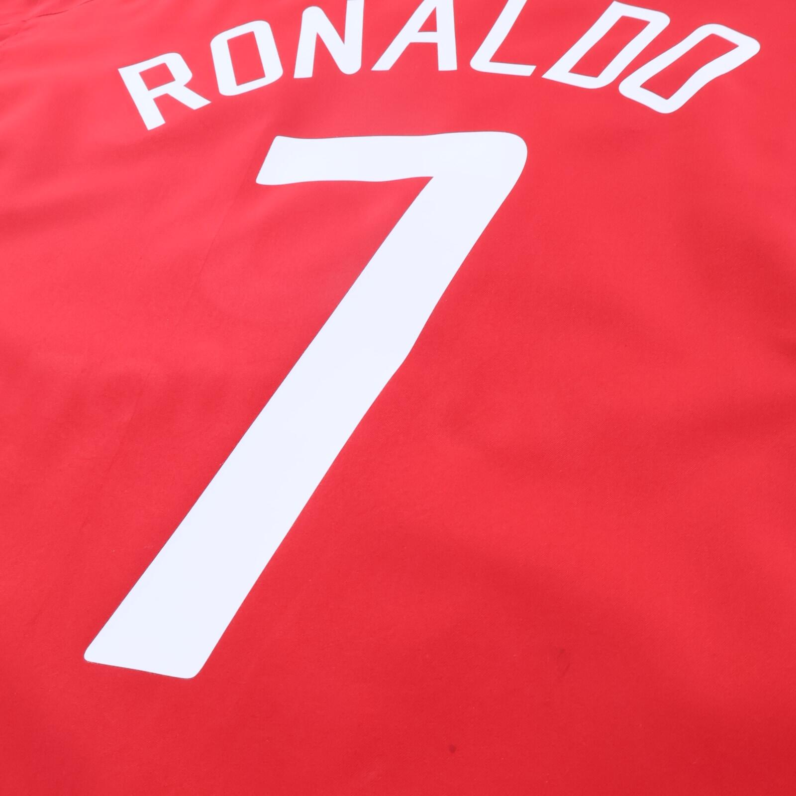 Manchester United Ronaldo #7 2002/04 Home Shirt - M
